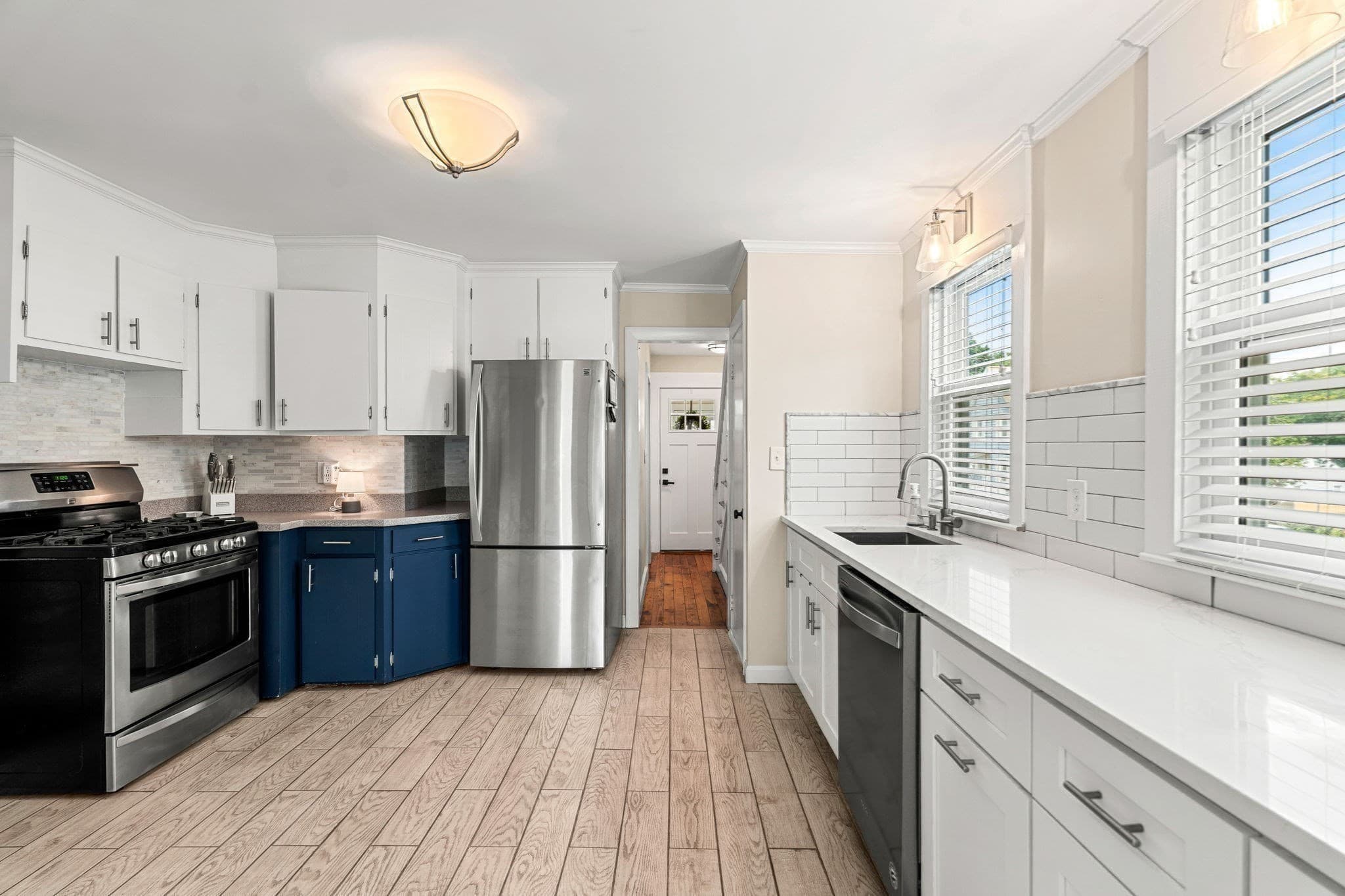 Single Family Residence at 8 Minerva St., Swampscott MA 01907, photo 12 of 33