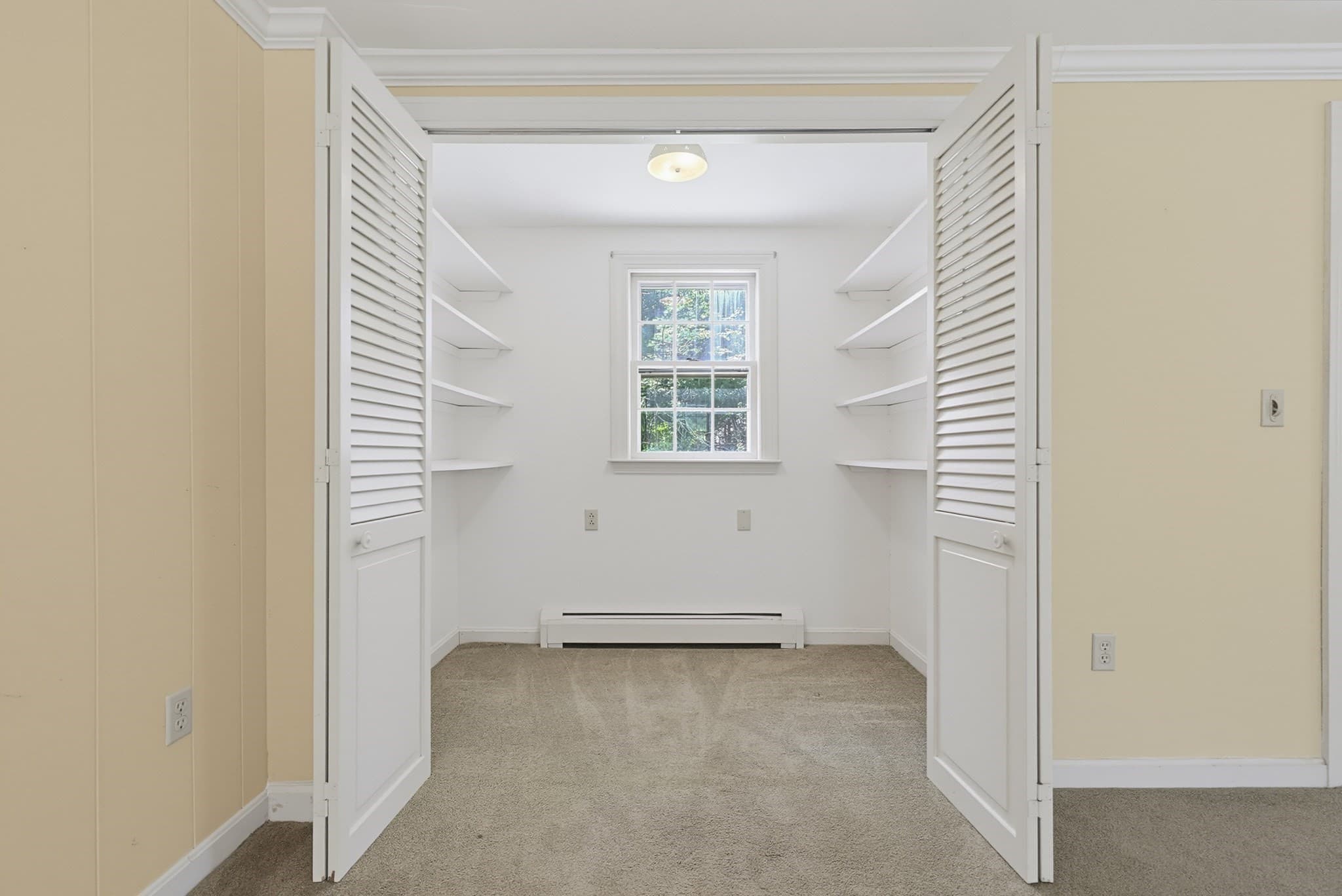 Single Family Residence at 7 Cheryl Dr, Foxboro MA 02035, Foxboro, photo 19 of 42