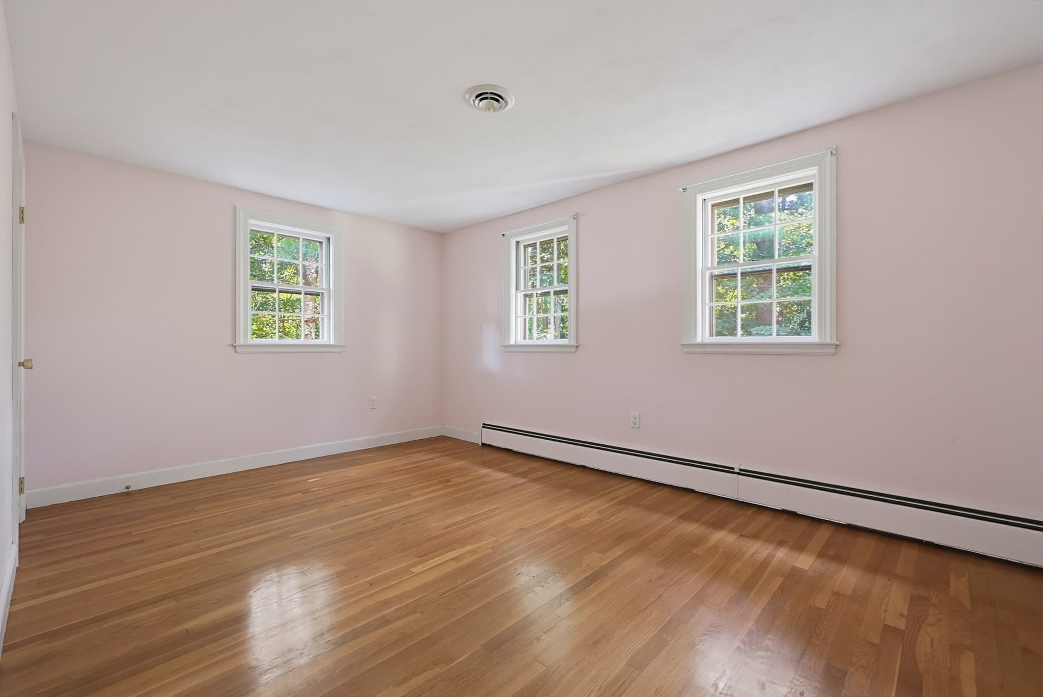 Single Family Residence at 7 Cheryl Dr, Foxboro MA 02035, Foxboro, photo 29 of 42