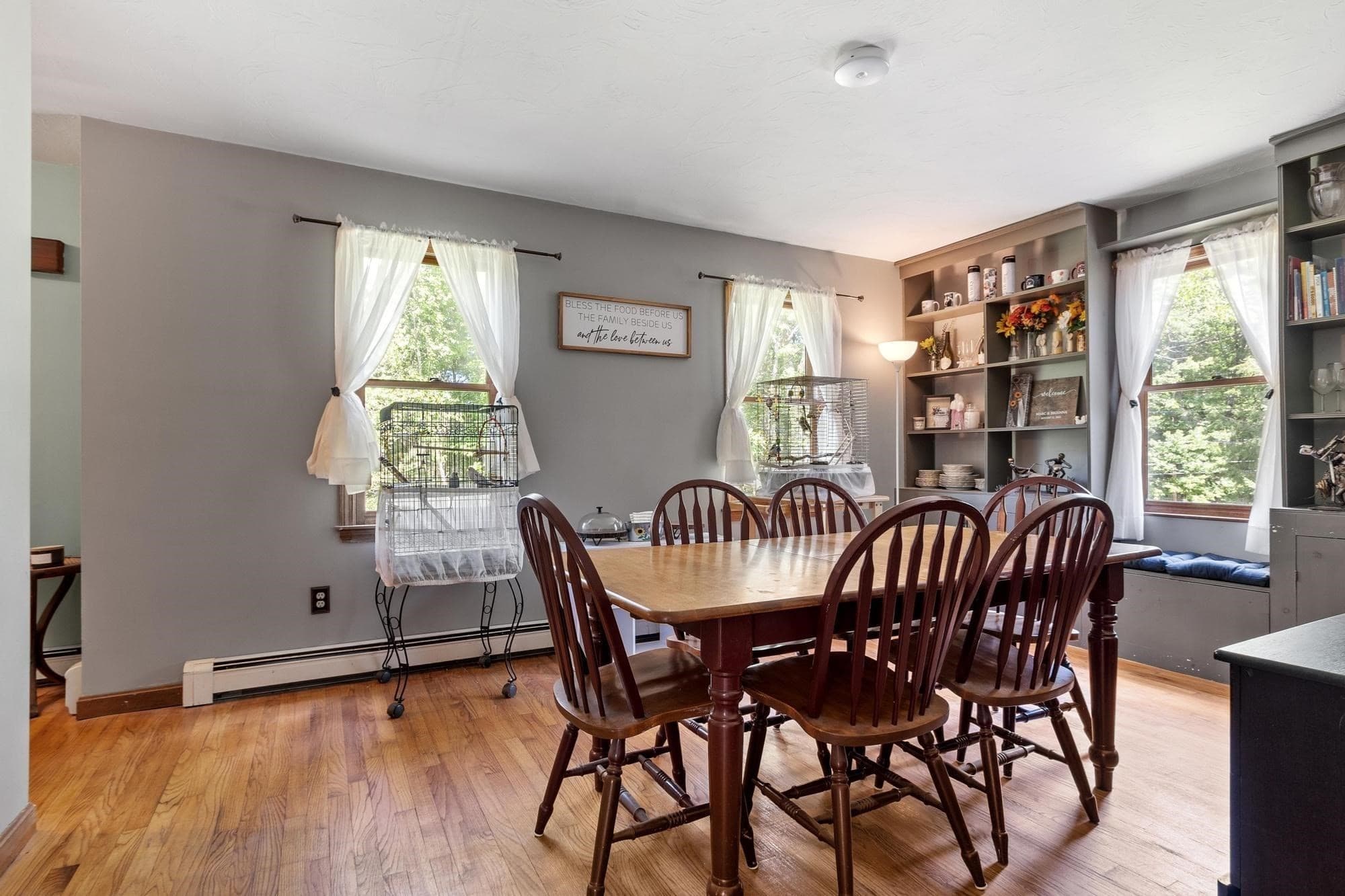 Single Family Residence at 27 Natty Pond Dr, Hubbardston MA 01452, Hubbardston, photo 6 of 41