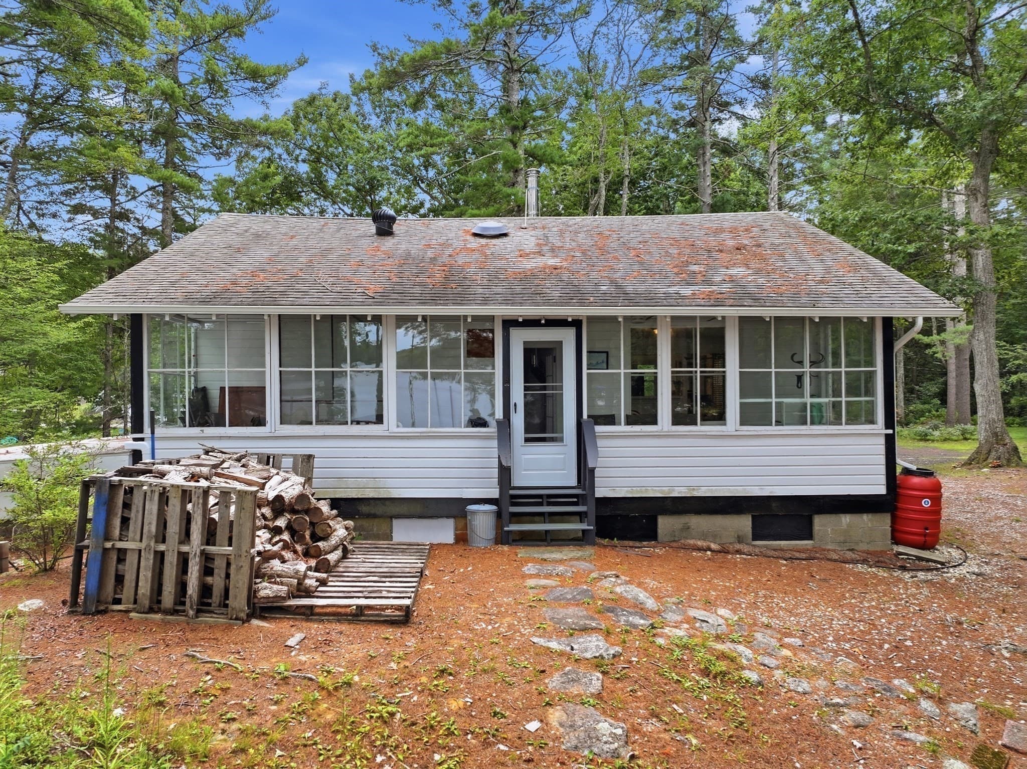 Single Family Residence at 99 Lakeshore Drive, Spencer MA 01562, Spencer, photo 24 of 42
