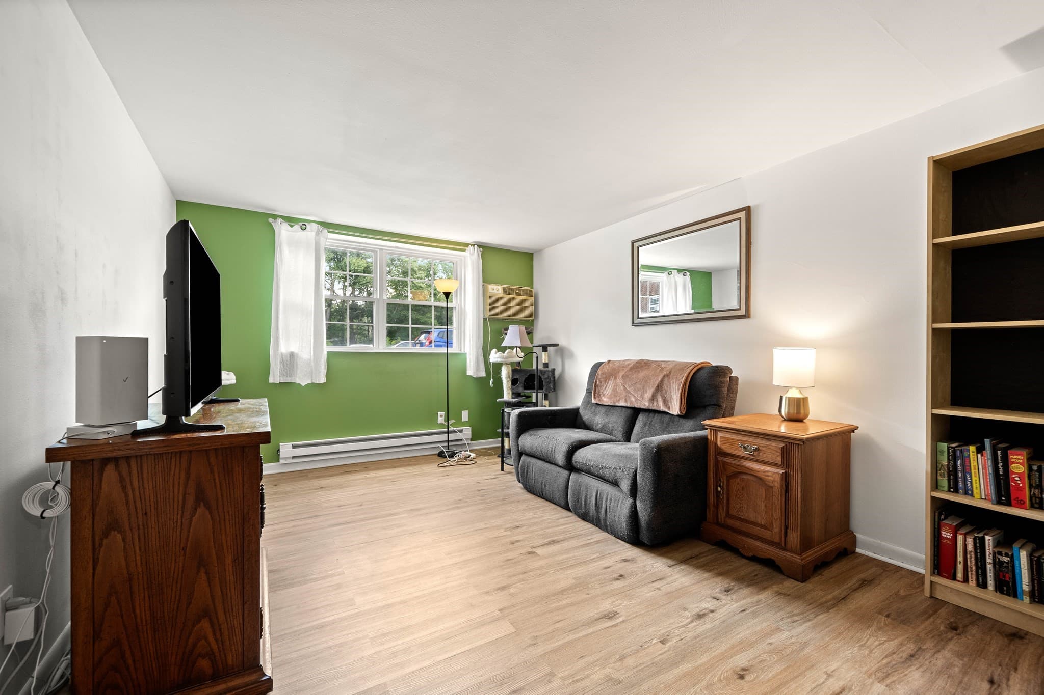Condominium at 96 Richardson Rd # A5, Chelmsford MA 01863, Chelmsford, photo 7 of 20