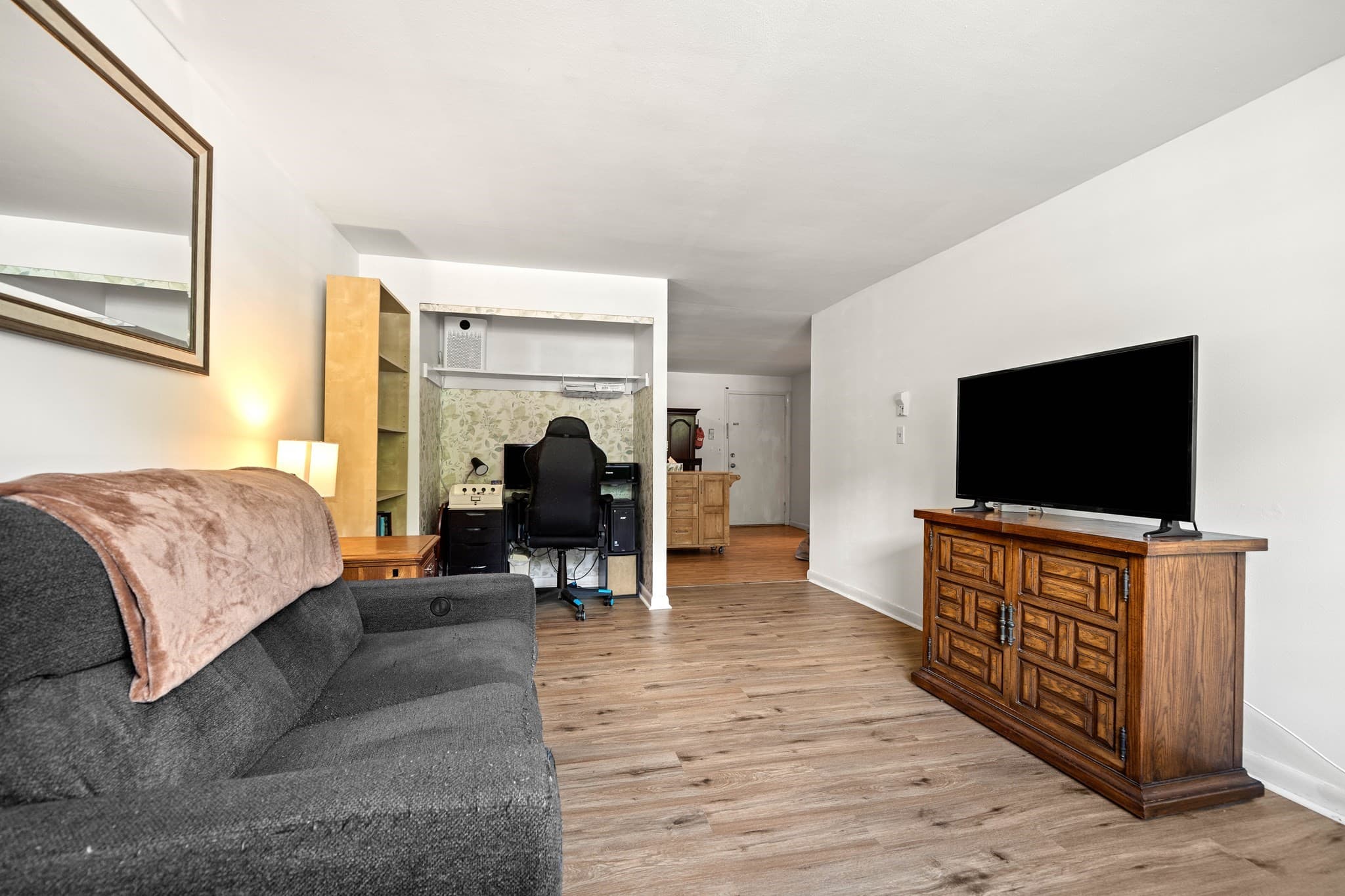Condominium at 96 Richardson Rd # A5, Chelmsford MA 01863, Chelmsford, photo 9 of 20