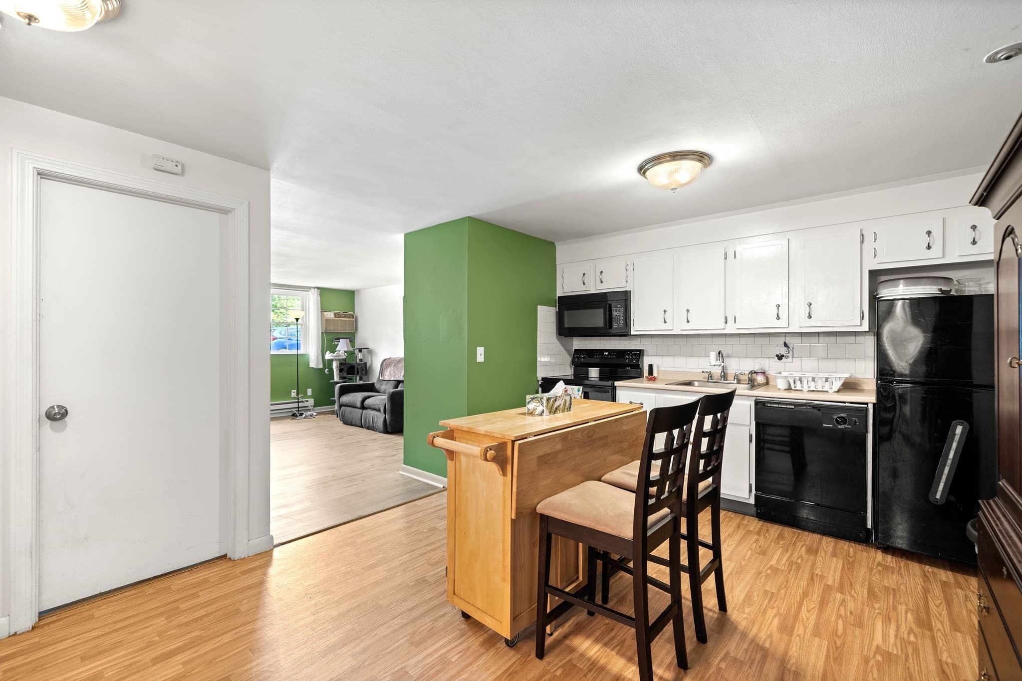 Condominium at 96 Richardson Rd # A5, Chelmsford MA 01863, Chelmsford, photo 10 of 20