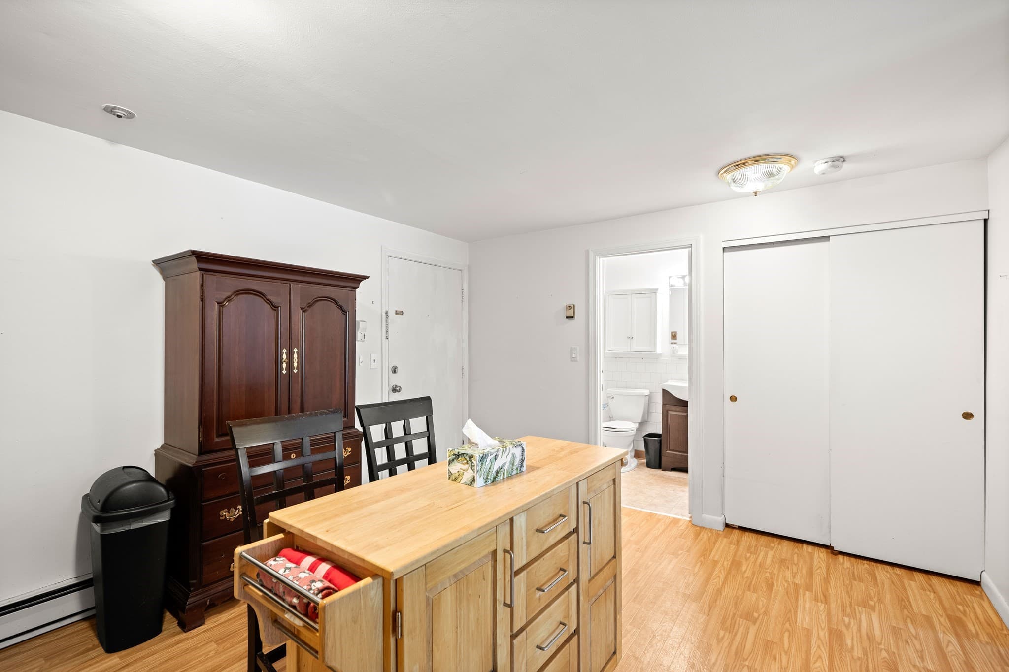 Condominium at 96 Richardson Rd # A5, Chelmsford MA 01863, Chelmsford, photo 18 of 20