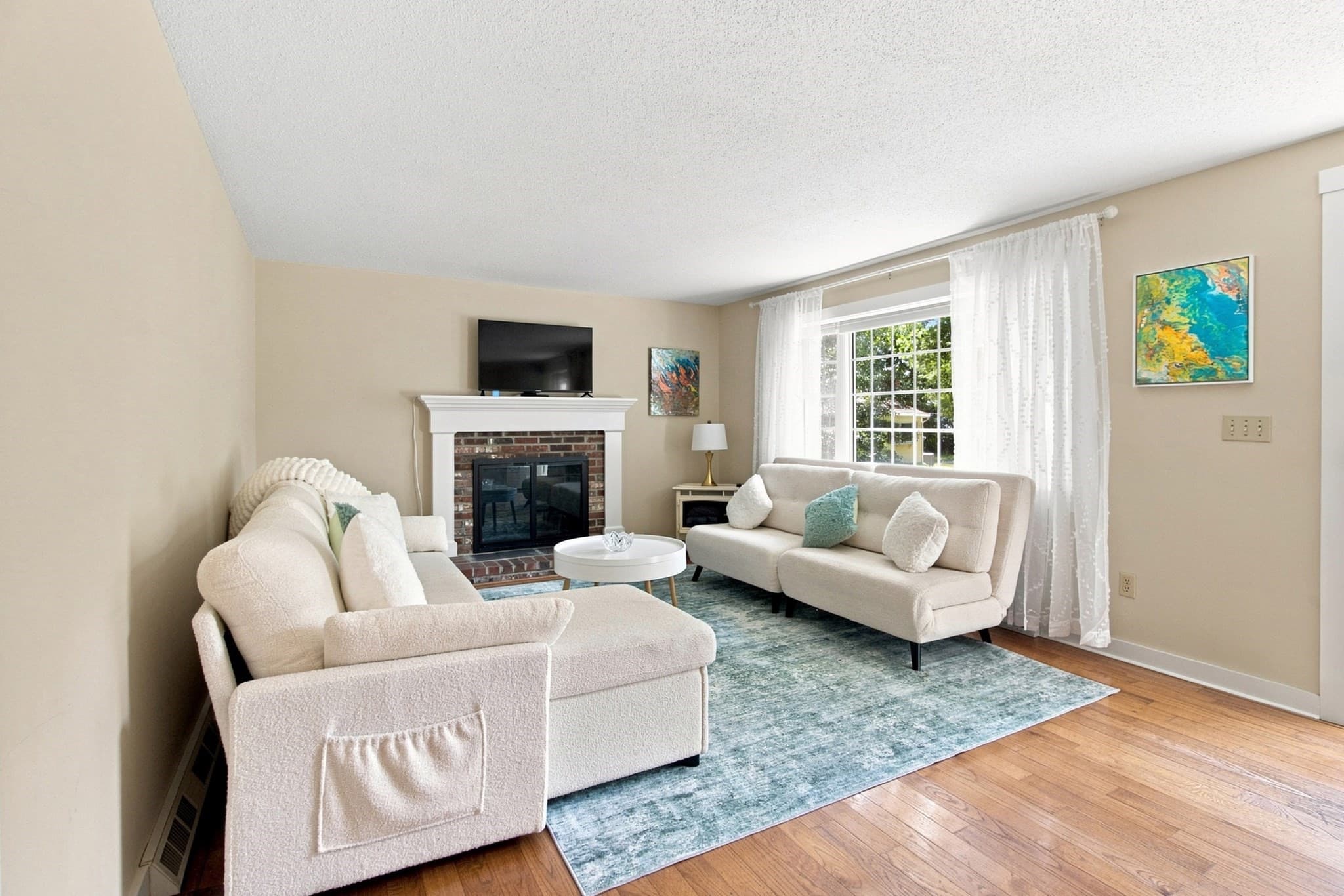 Single Family Residence at 48 Audubon Cir, Barnstable MA 02632, Barnstable, photo 3 of 35