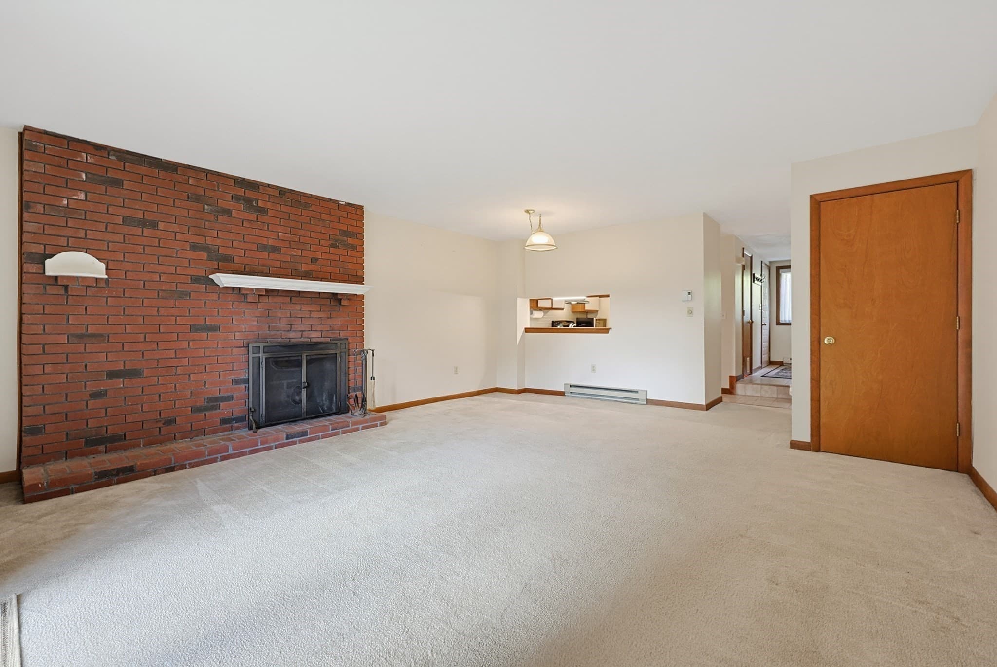 Condominium at 129 Highwood Drive # 129, Franklin MA 02038, Franklin, photo 7 of 37