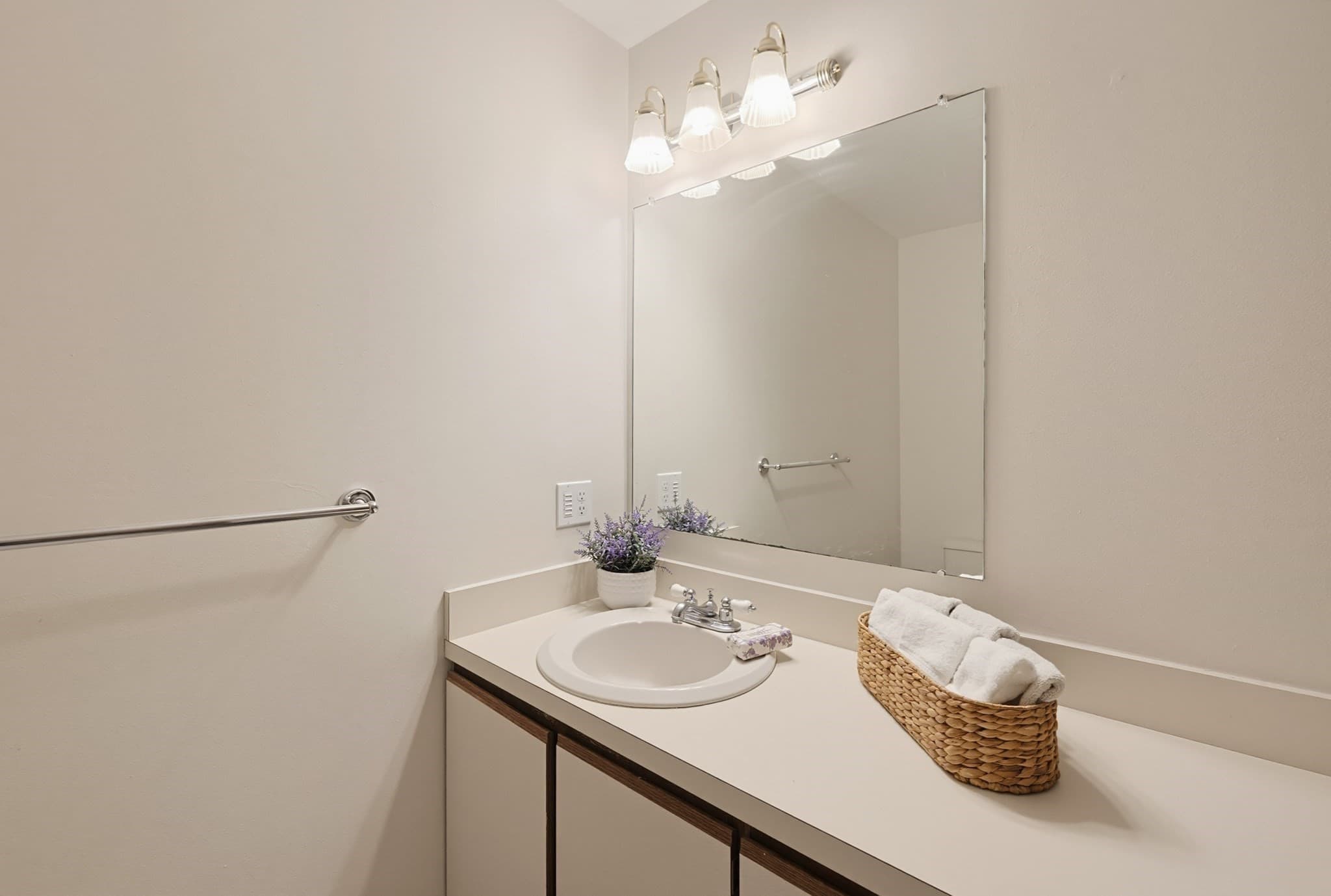Condominium at 129 Highwood Drive # 129, Franklin MA 02038, Franklin, photo 20 of 37