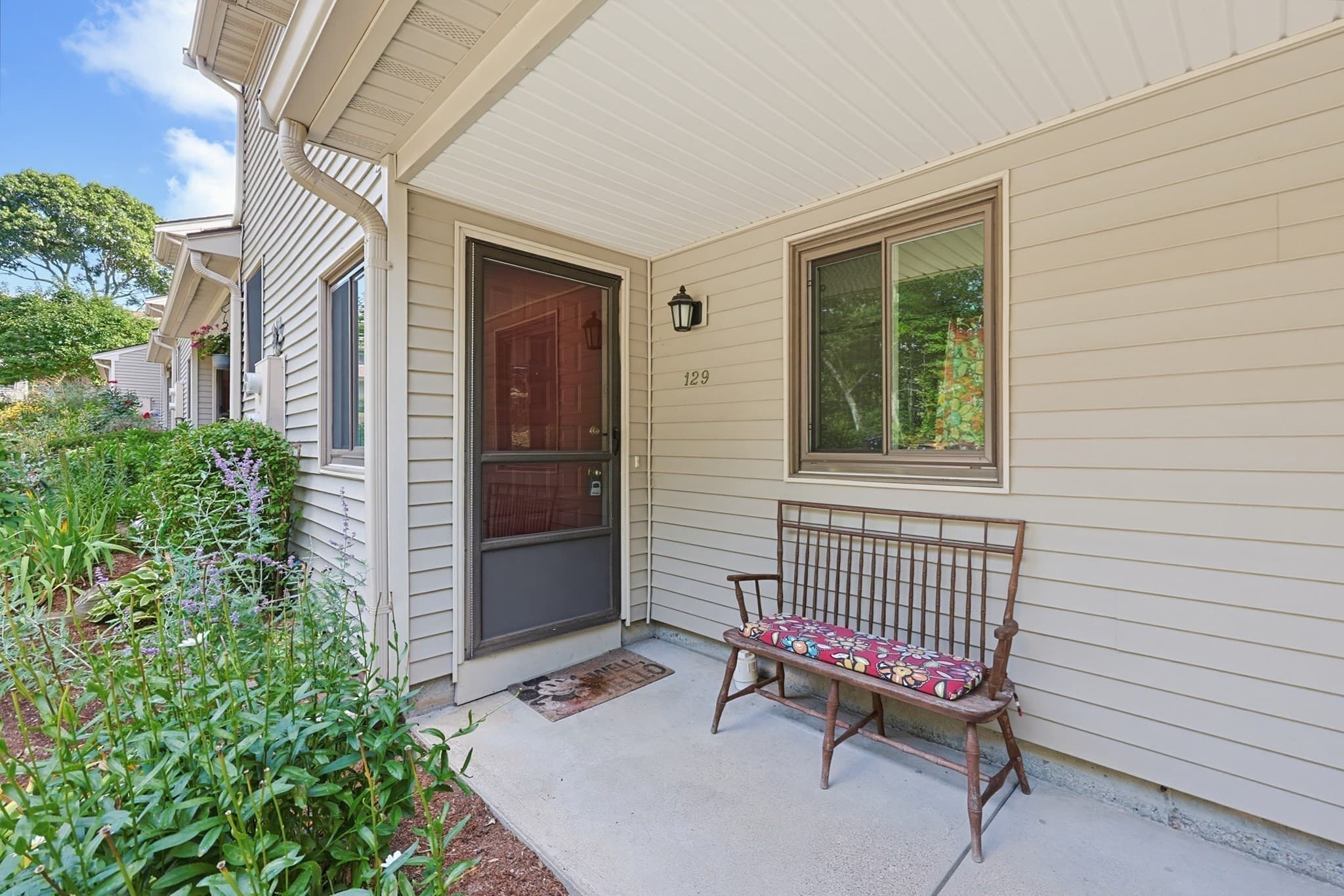 Condominium at 129 Highwood Drive # 129, Franklin MA 02038, Franklin, photo 4 of 37