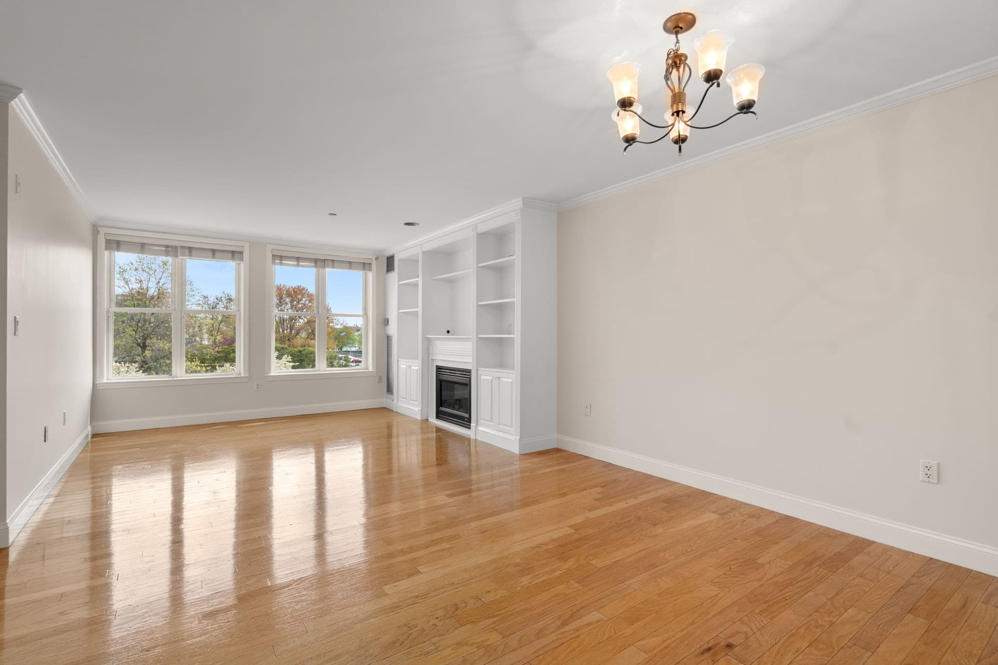 Condominium at 73 Chelsea St # 305, Boston MA 02129, Boston, photo 12 of 22