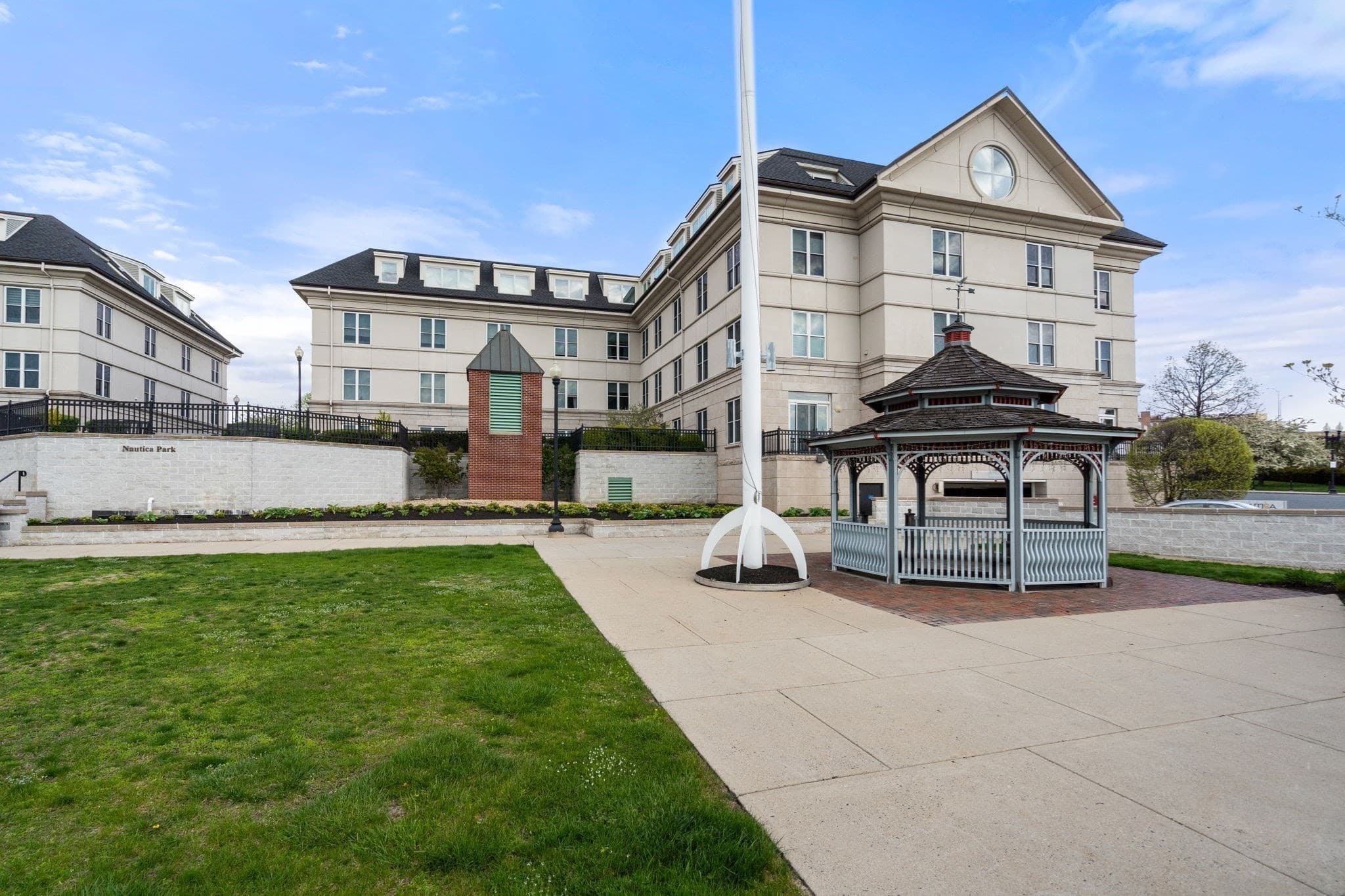 Condominium at 73 Chelsea St # 305, Boston MA 02129, Boston, photo 19 of 22