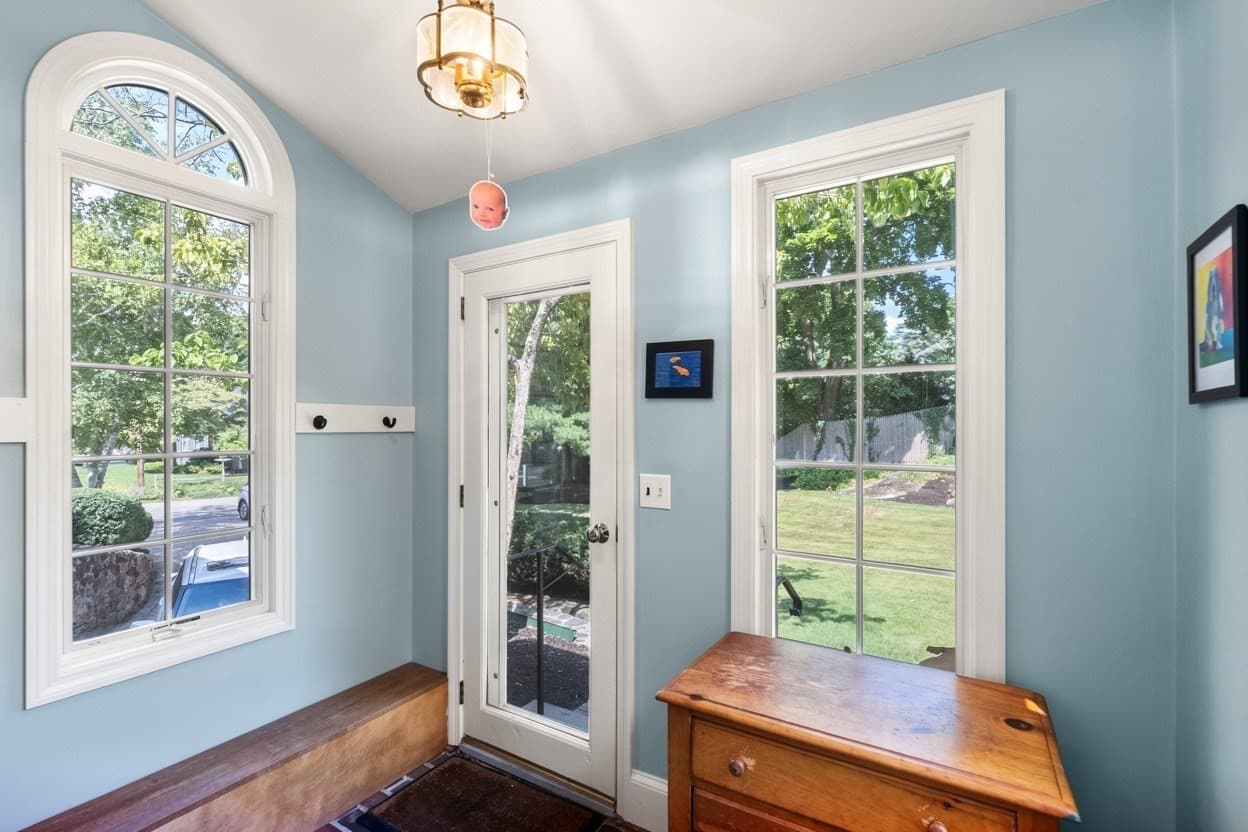 Single Family Residence at 11 Hillcrest Rd, Marblehead MA 01945, Marblehead, photo 17 of 41
