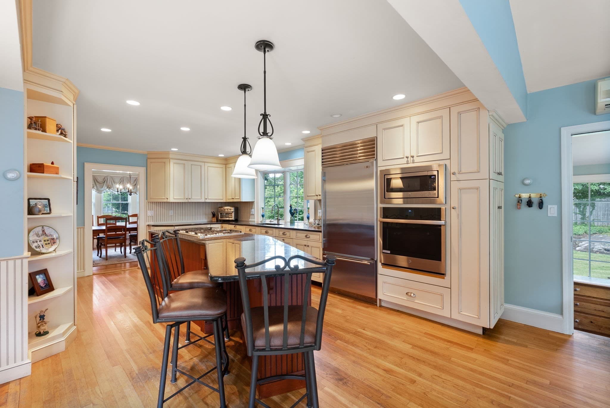 Single Family Residence at 11 Hillcrest Rd, Marblehead MA 01945, Marblehead, photo 5 of 41