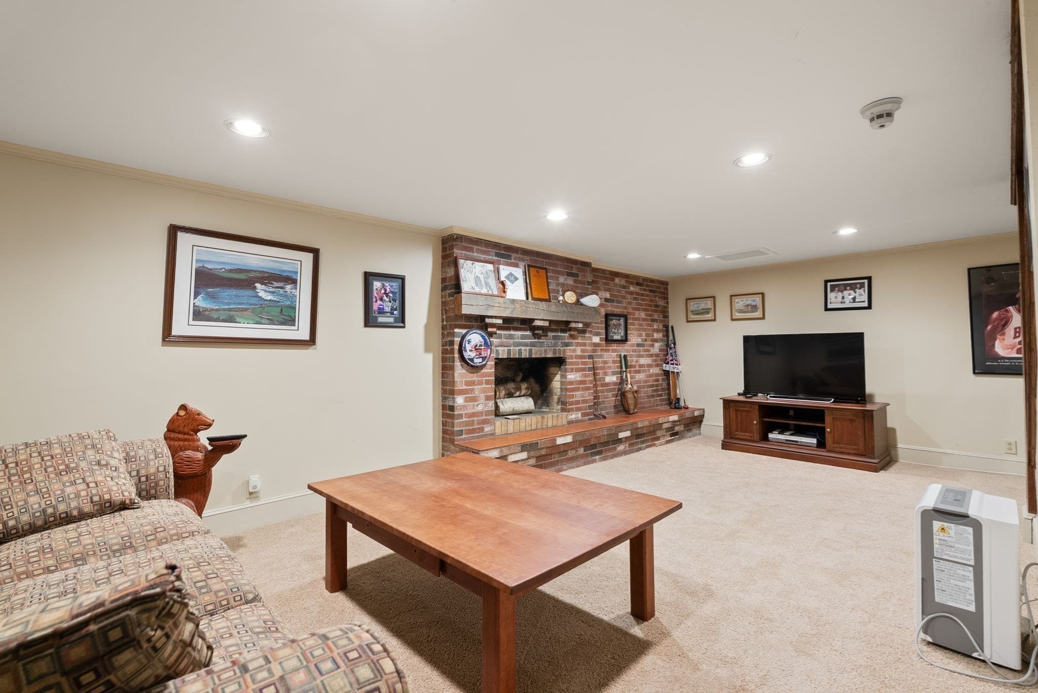 Single Family Residence at 11 Hillcrest Rd, Marblehead MA 01945, Marblehead, photo 31 of 41