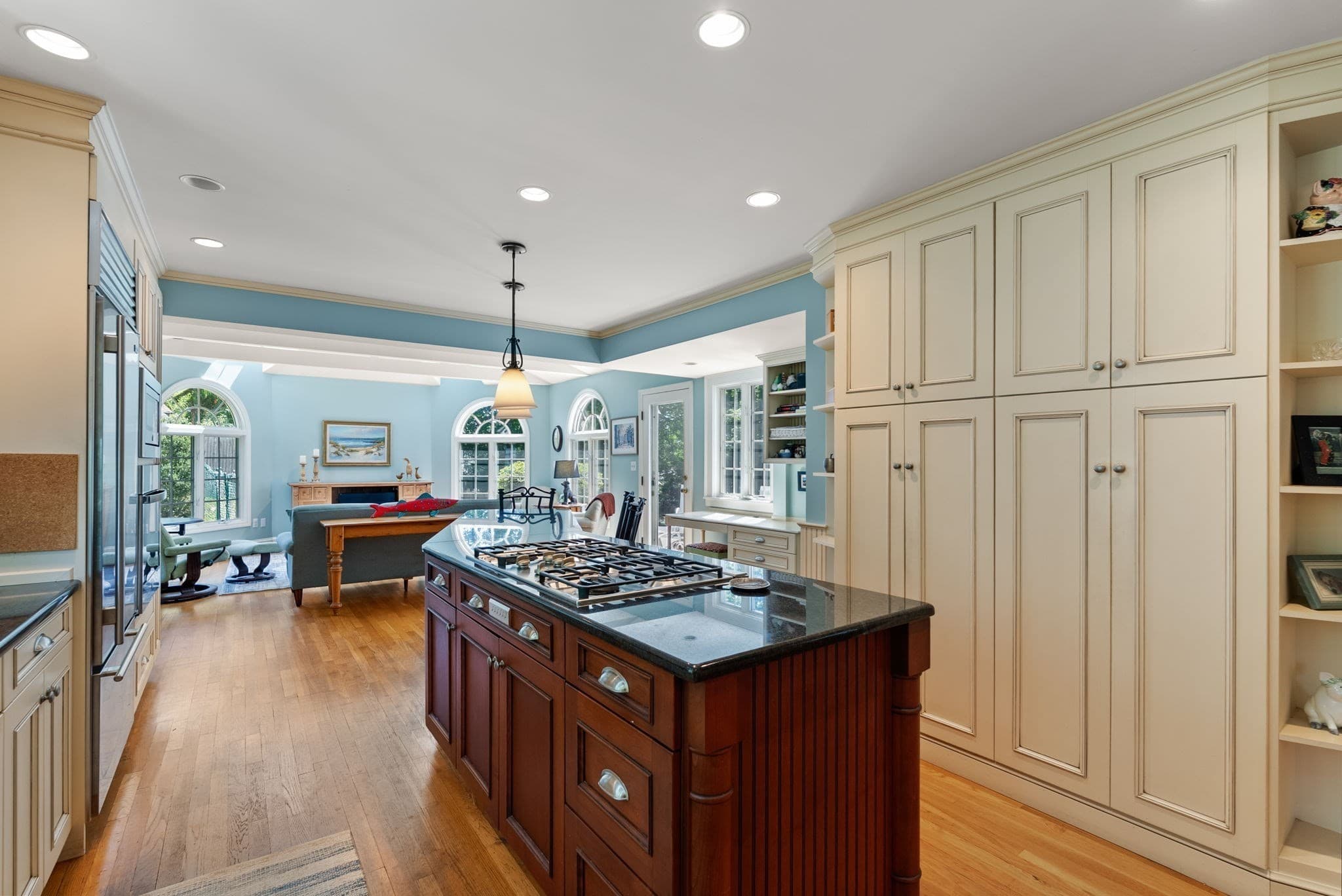 Single Family Residence at 11 Hillcrest Rd, Marblehead MA 01945, Marblehead, photo 8 of 41