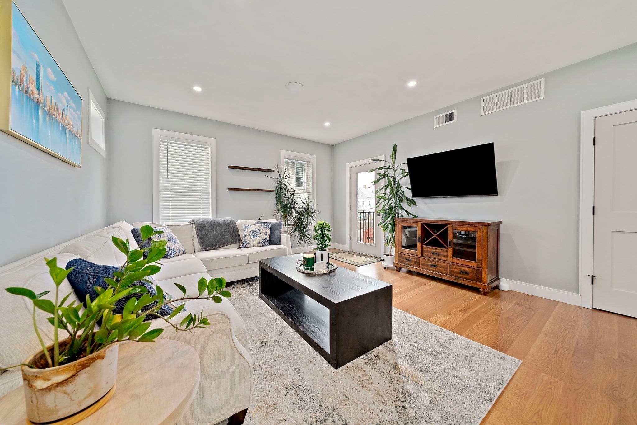 Condominium at 64 Armandine Street # 2, Boston MA 02124, Boston, photo 7 of 31