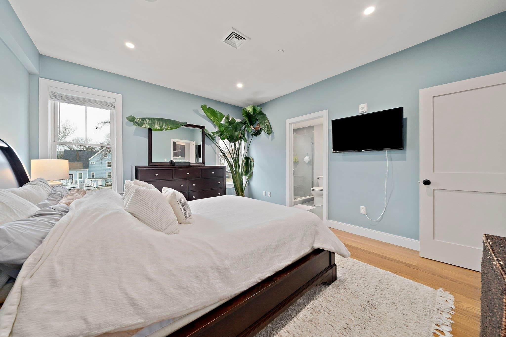 Condominium at 64 Armandine Street # 2, Boston MA 02124, Boston, photo 10 of 31