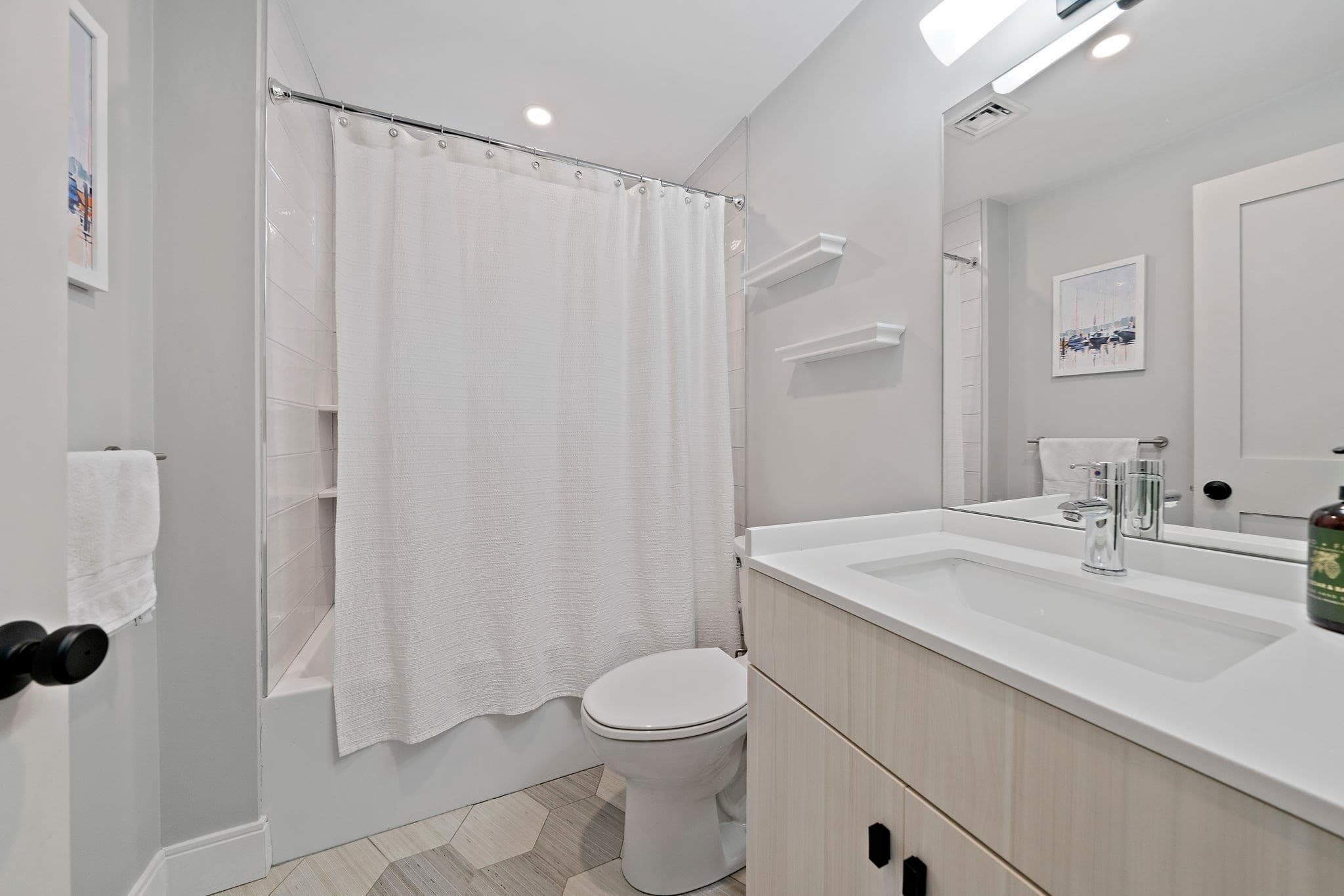 Condominium at 64 Armandine Street # 2, Boston MA 02124, Boston, photo 15 of 31