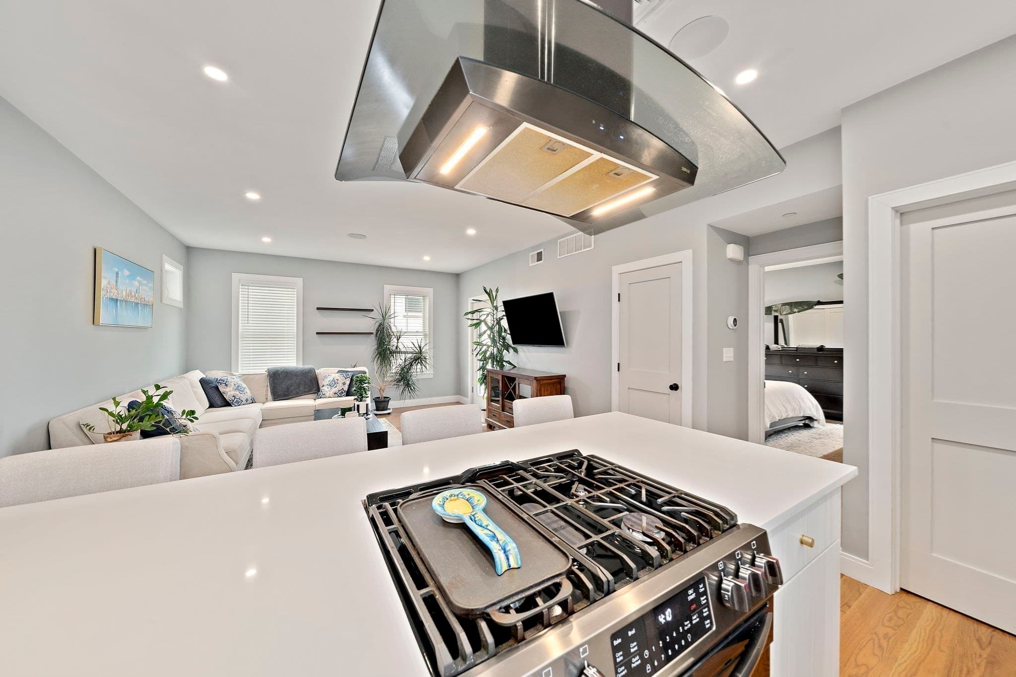 Condominium at 64 Armandine Street # 2, Boston MA 02124, Boston, photo 4 of 31