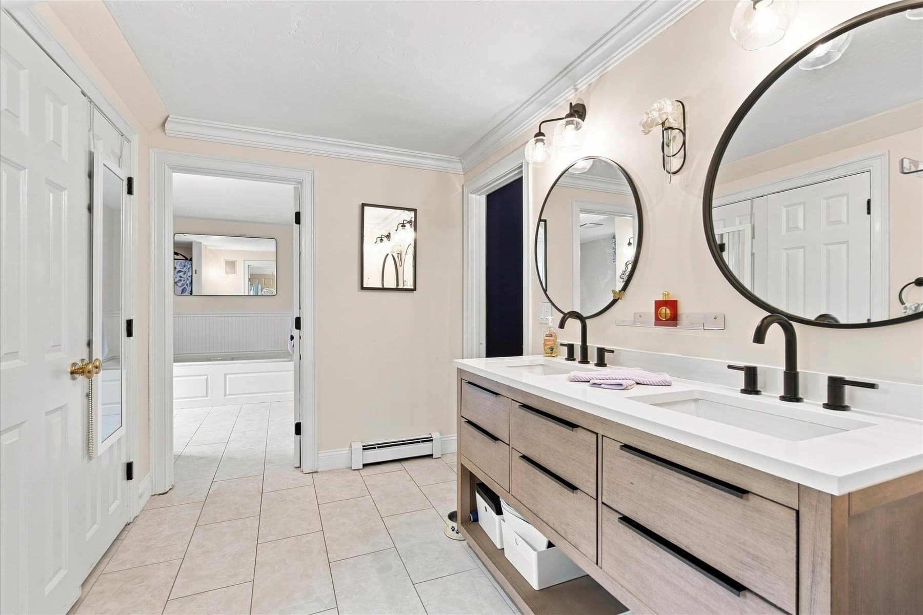 Single Family Residence at 31 Quaker Village Ln, Sandwich MA 02537, Sandwich, photo 16 of 42