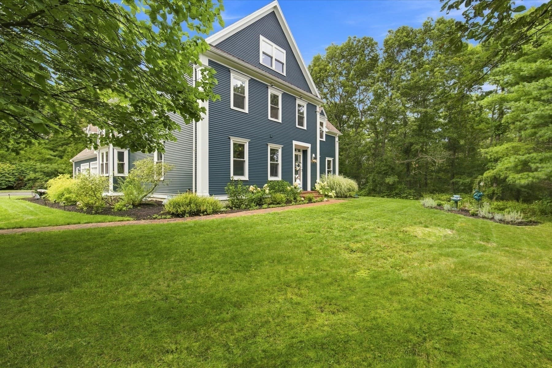 Single Family Residence at 31 Quaker Village Ln, Sandwich MA 02537, Sandwich, photo 34 of 42