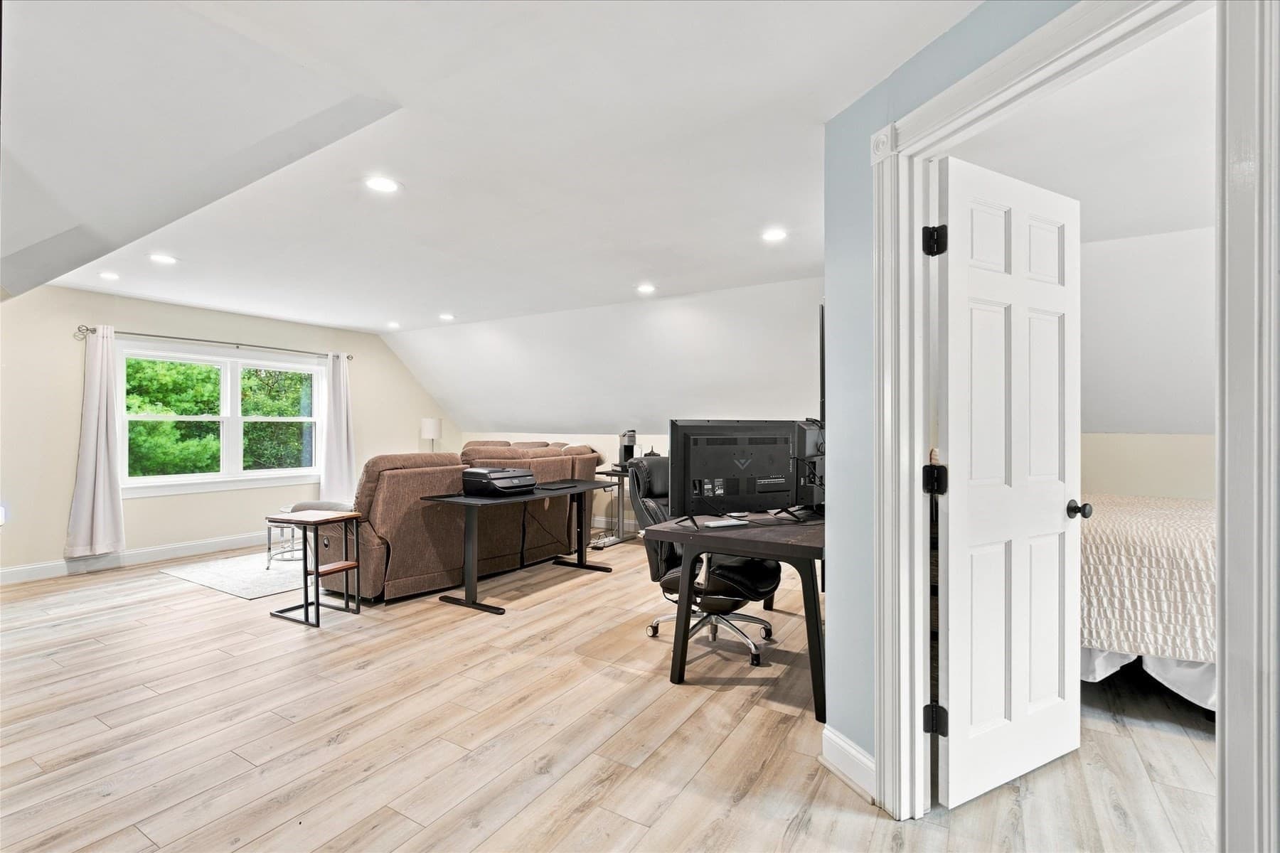 Single Family Residence at 31 Quaker Village Ln, Sandwich MA 02537, Sandwich, photo 19 of 42