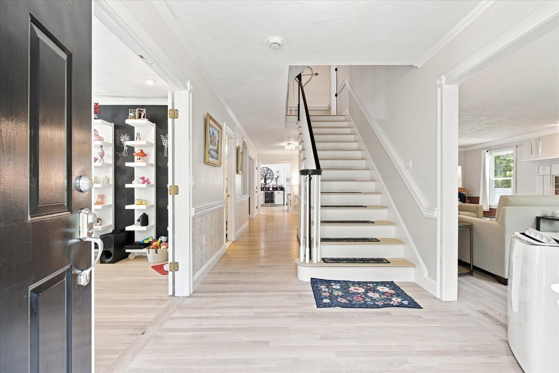 Single Family Residence at 31 Quaker Village Ln, Sandwich MA 02537, Sandwich, photo 8 of 42