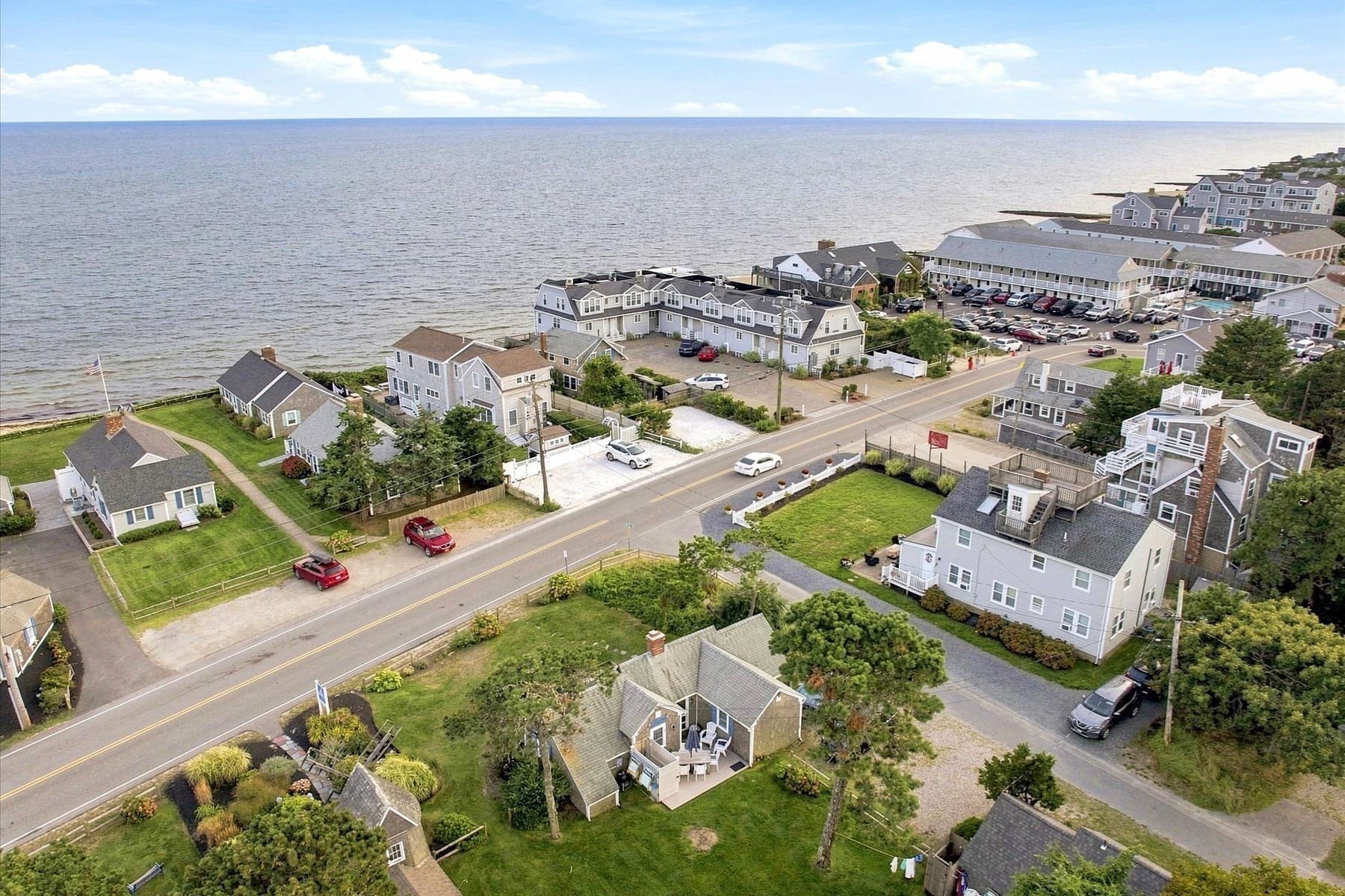 Condominium at 16 Chase Ave # 16, Dennis MA 02638, Dennis, photo 3 of 27