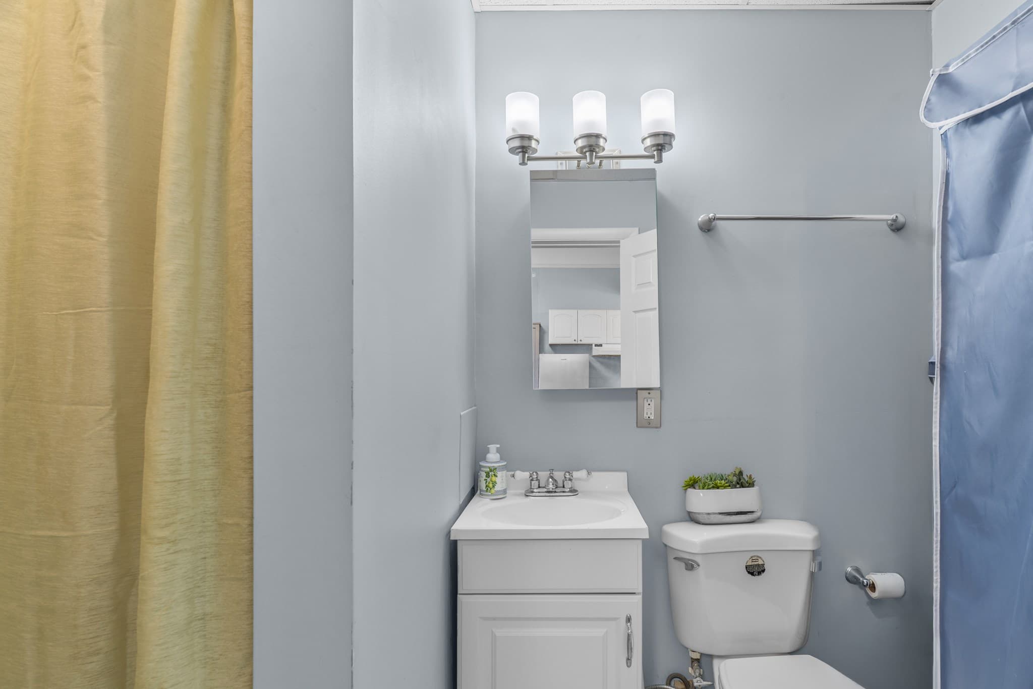 Condominium at 366 Commonwealth Ave # 2I, Boston MA 02115, photo 9 of 15