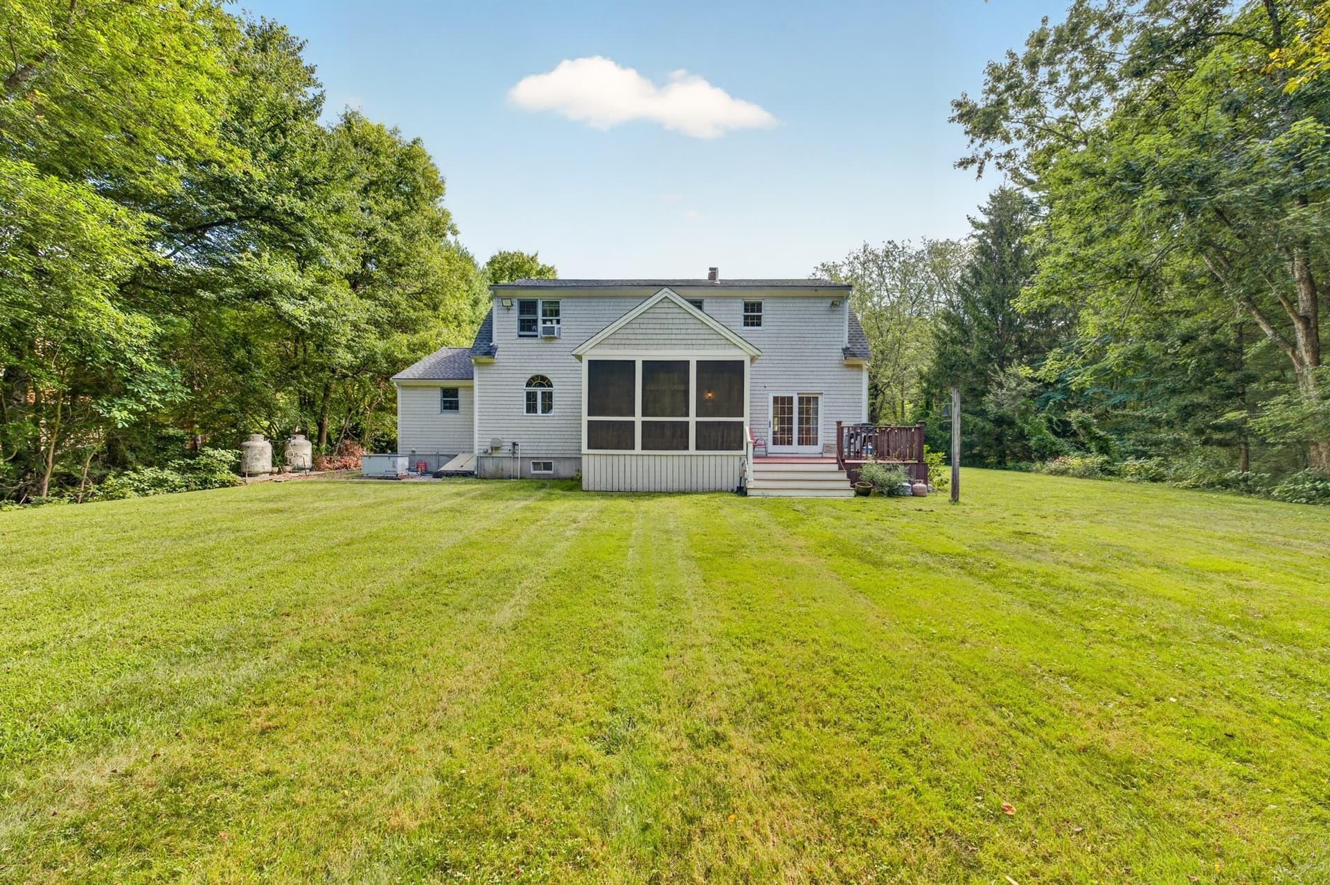 Single Family Residence at 32 Slades Farm Ln, Dartmouth MA 02748, photo 39 of 39