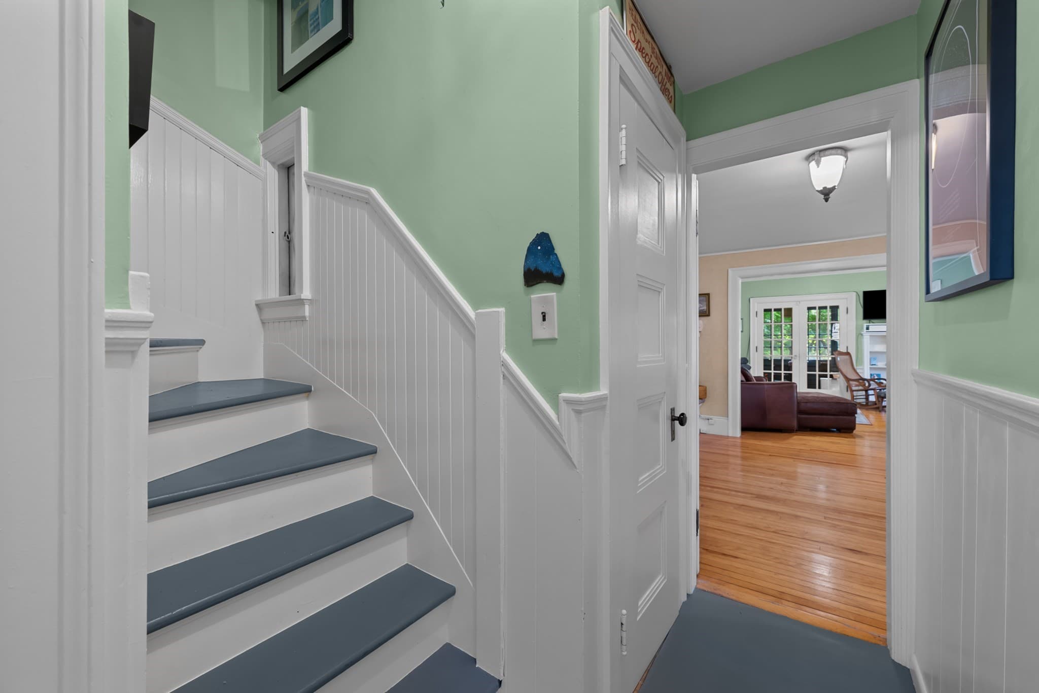 Single Family Residence at 25 Kenwood Ave, Worcester MA 01605, Worcester, photo 11 of 39