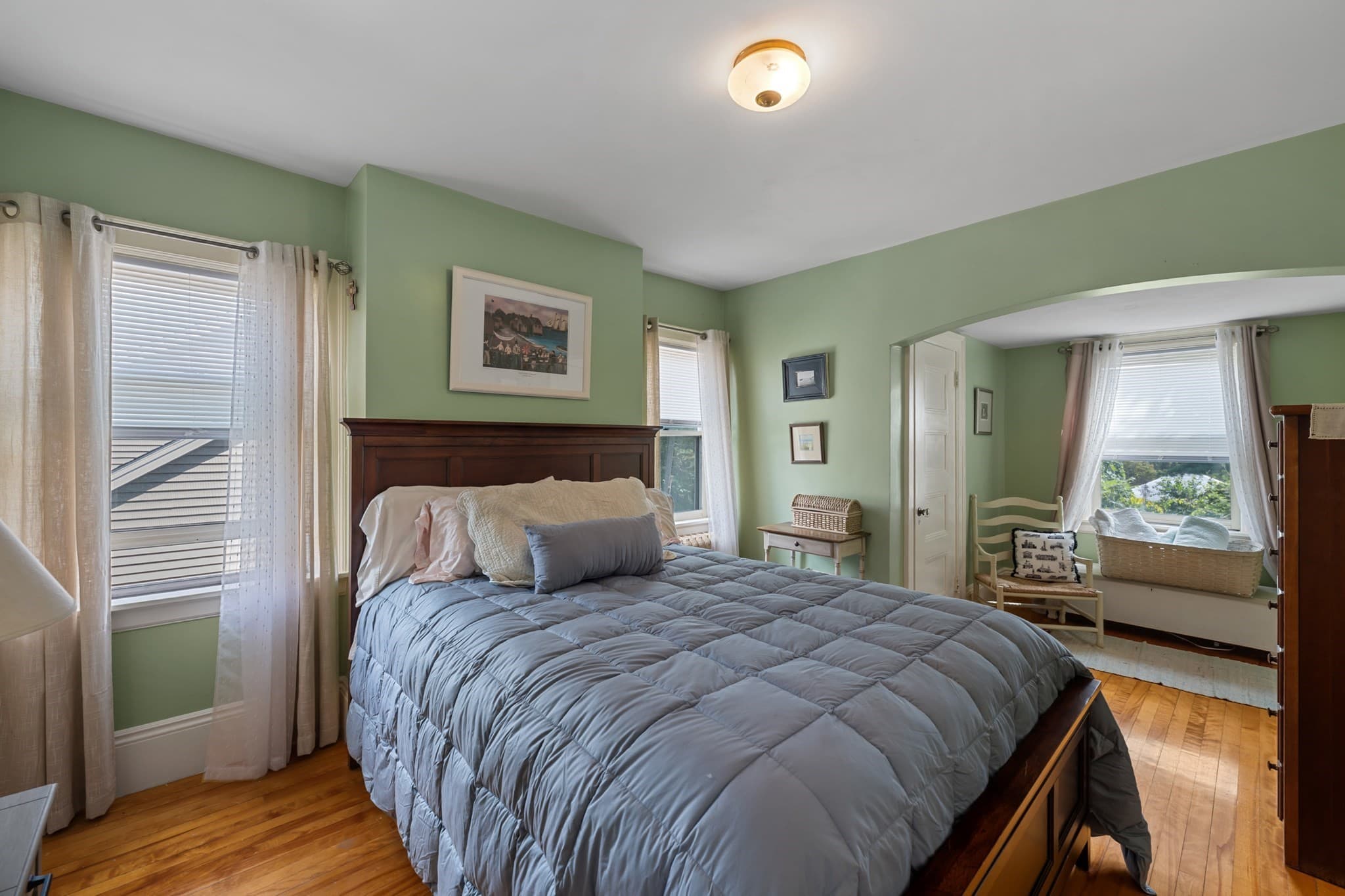 Single Family Residence at 25 Kenwood Ave, Worcester MA 01605, Worcester, photo 21 of 39