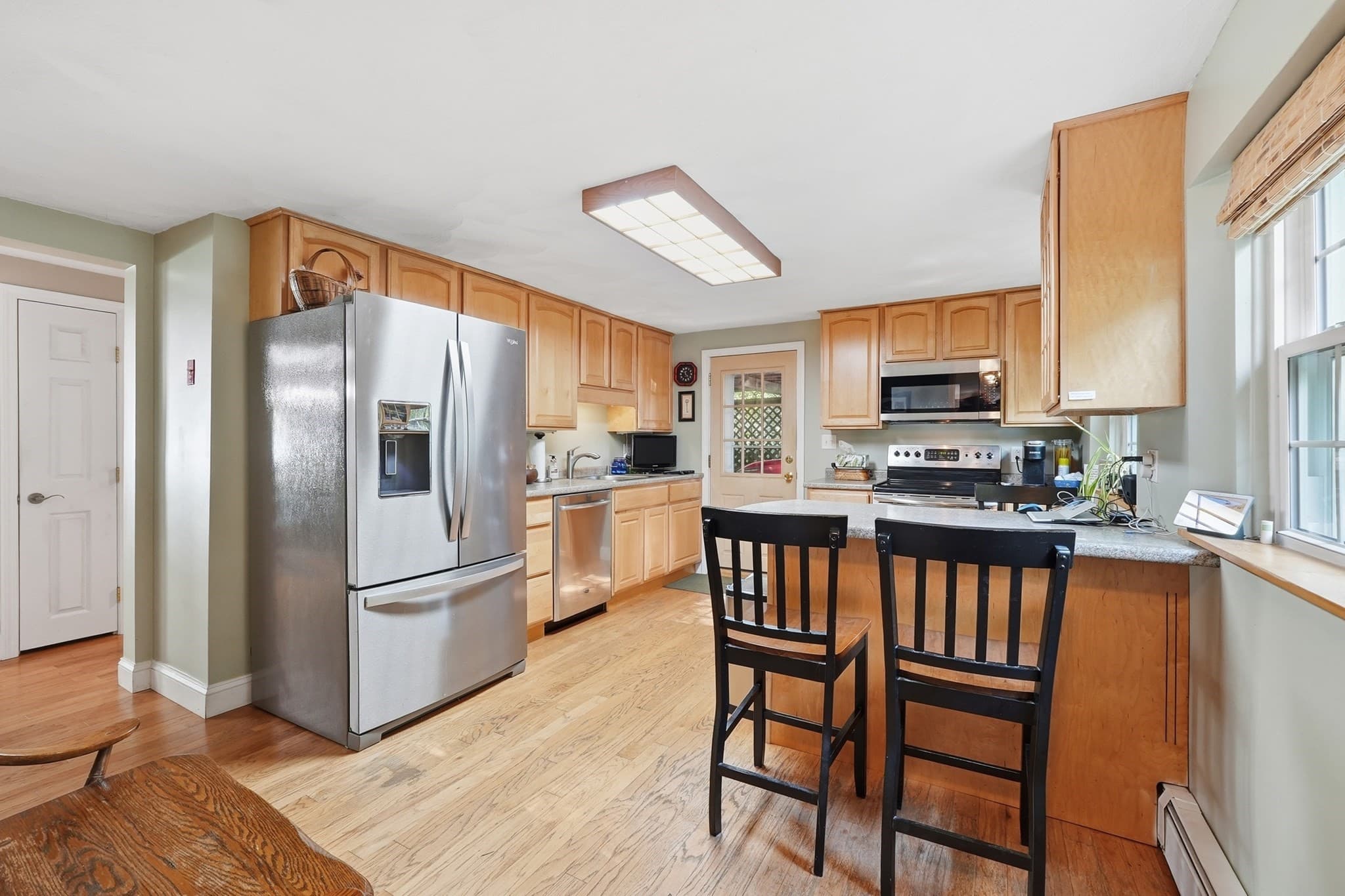 Single Family Residence at 137 Parker Rd, Lancaster MA 01523, Lancaster, photo 6 of 35