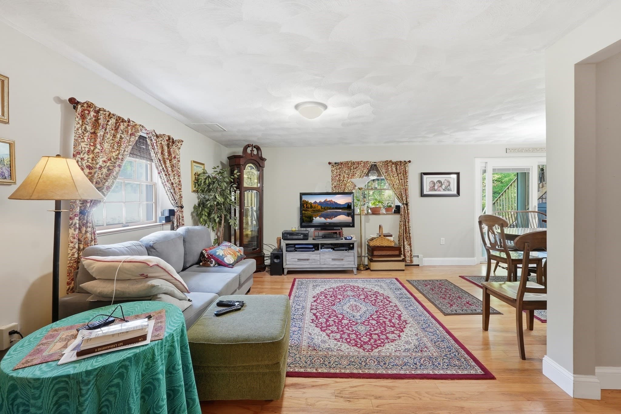 Single Family Residence at 137 Parker Rd, Lancaster MA 01523, Lancaster, photo 13 of 35