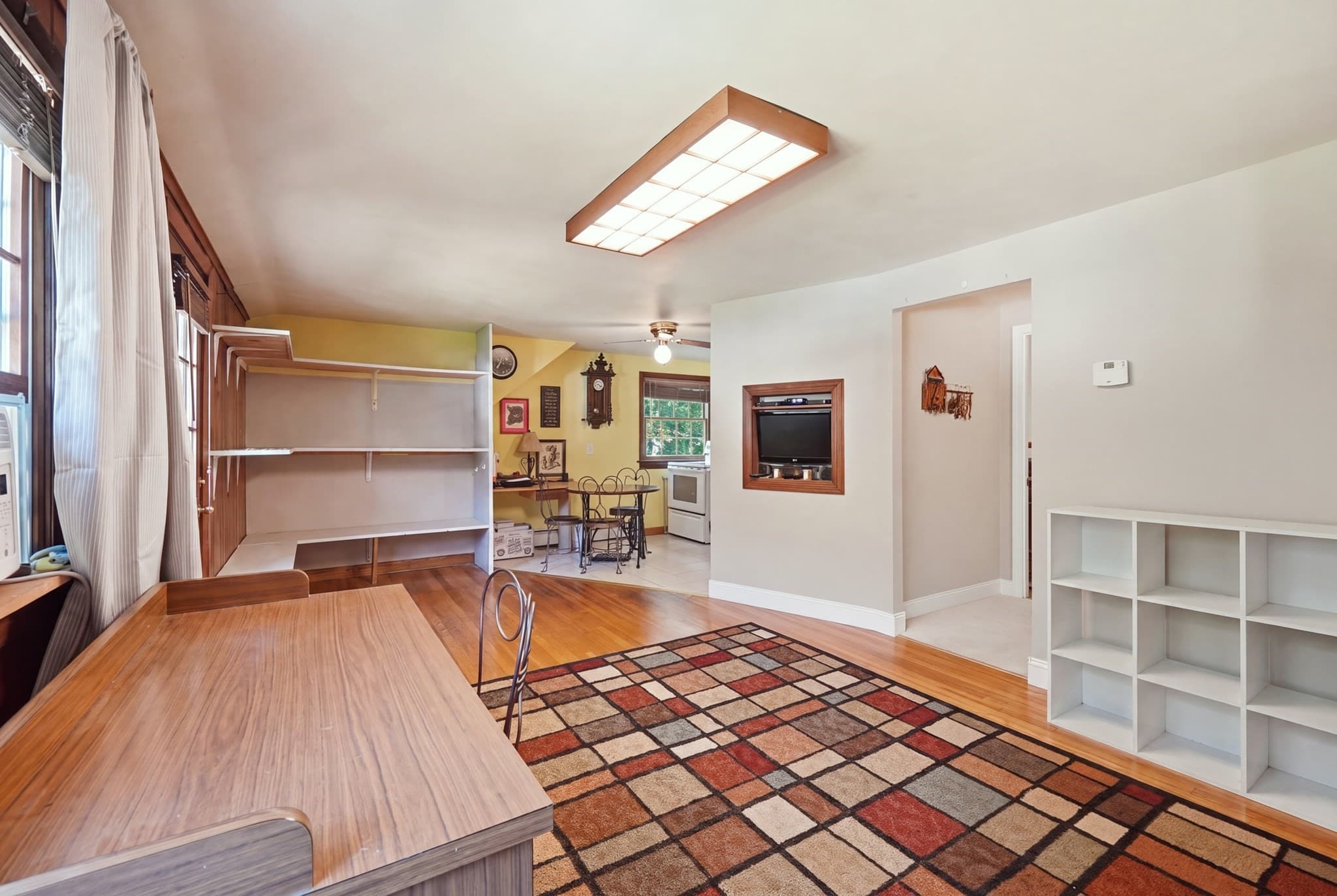 Single Family Residence at 137 Parker Rd, Lancaster MA 01523, Lancaster, photo 22 of 35