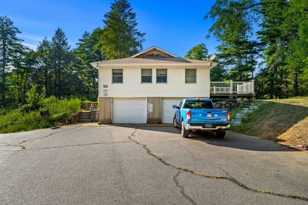 Single Family Residence at 239 Lovers Ln, Haverhill MA 01830, Haverhill, photo 13 of 23