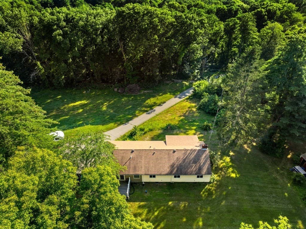 Single Family Residence at 239 Lovers Ln, Haverhill MA 01830, Haverhill, photo 16 of 23