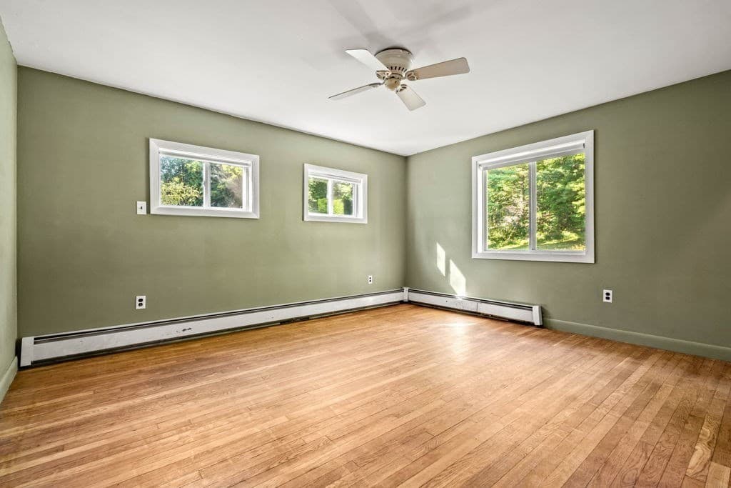 Single Family Residence at 239 Lovers Ln, Haverhill MA 01830, Haverhill, photo 7 of 23