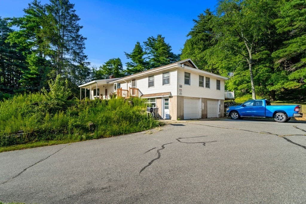 Single Family Residence at 239 Lovers Ln, Haverhill MA 01830, Haverhill, photo 14 of 23