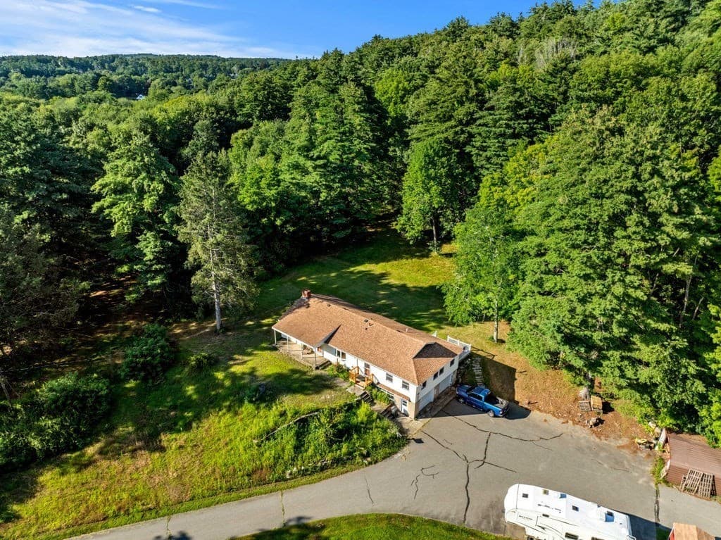 Single Family Residence at 239 Lovers Ln, Haverhill MA 01830, Haverhill, photo 18 of 23