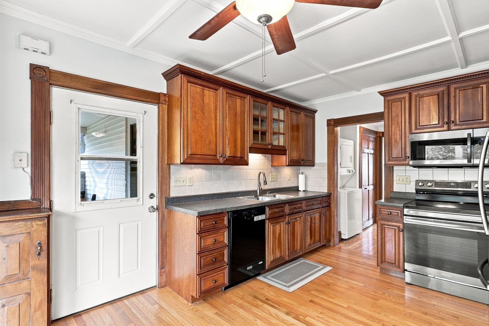 Single Family Residence at 182 Granville Road, Westfield MA 01085, Westfield, photo 4 of 42