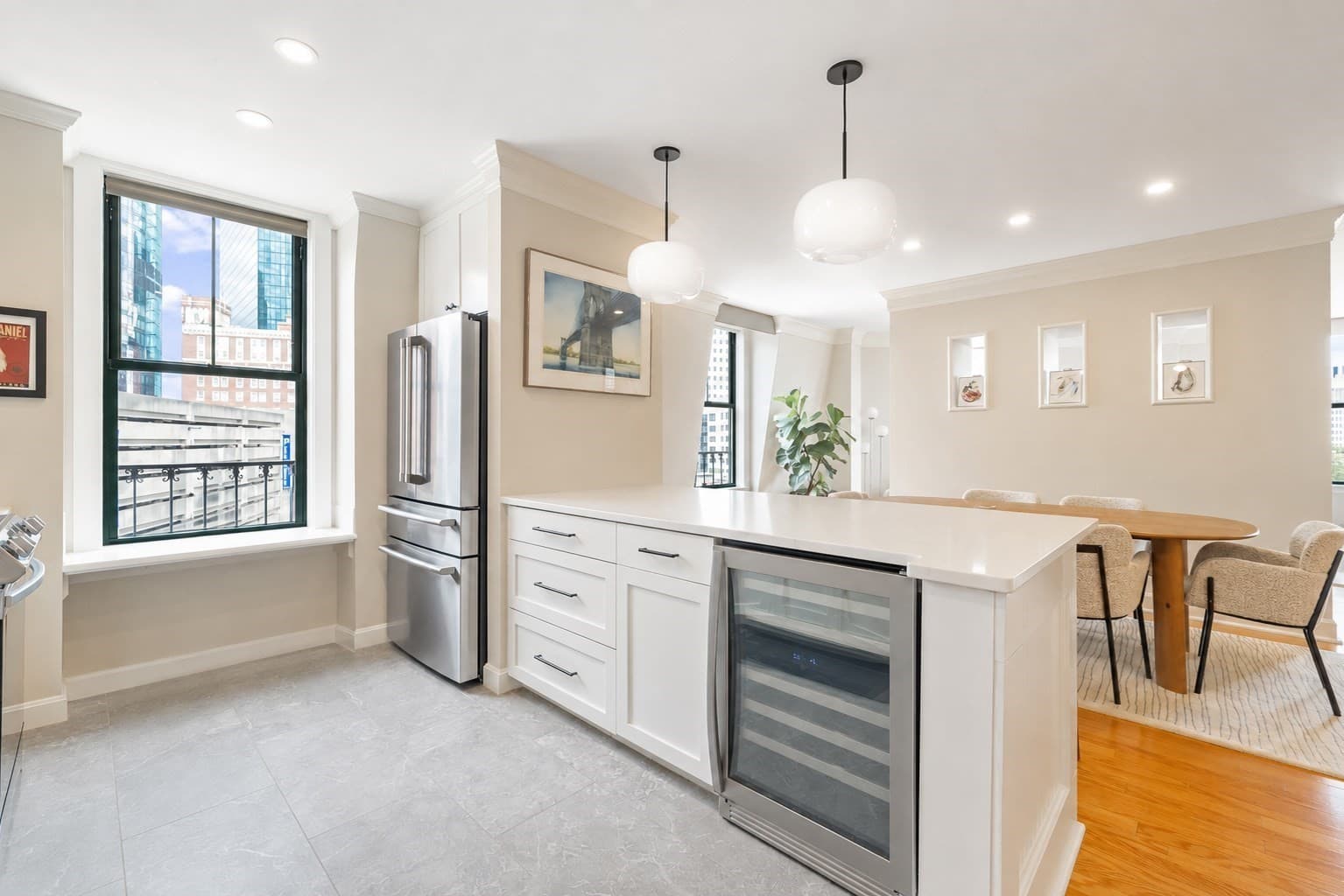 Condominium at 75 Clarendon St # 602, Boston MA 02116, photo 2 of 32
