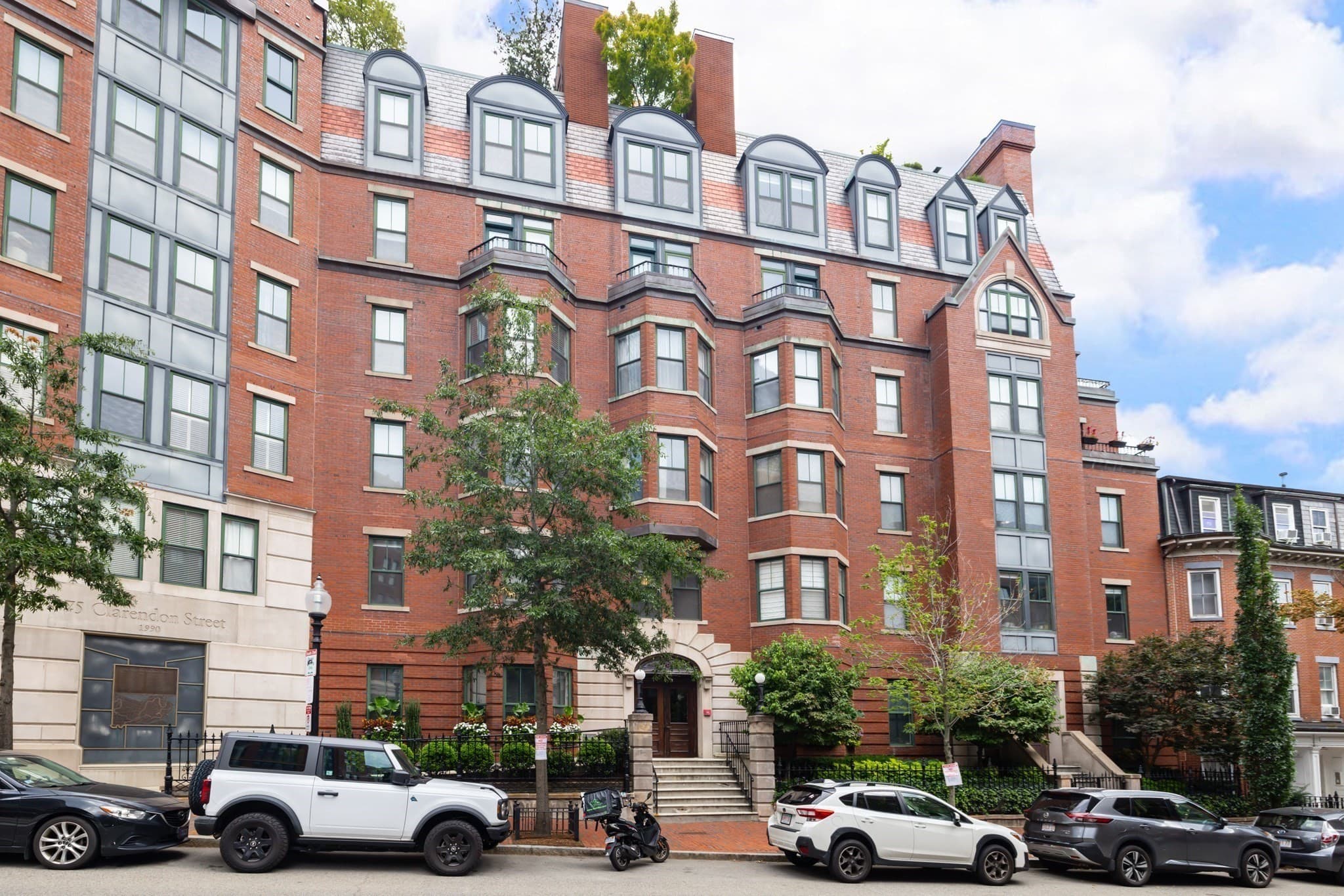 Condominium at 75 Clarendon St # 602, Boston MA 02116, photo 30 of 32