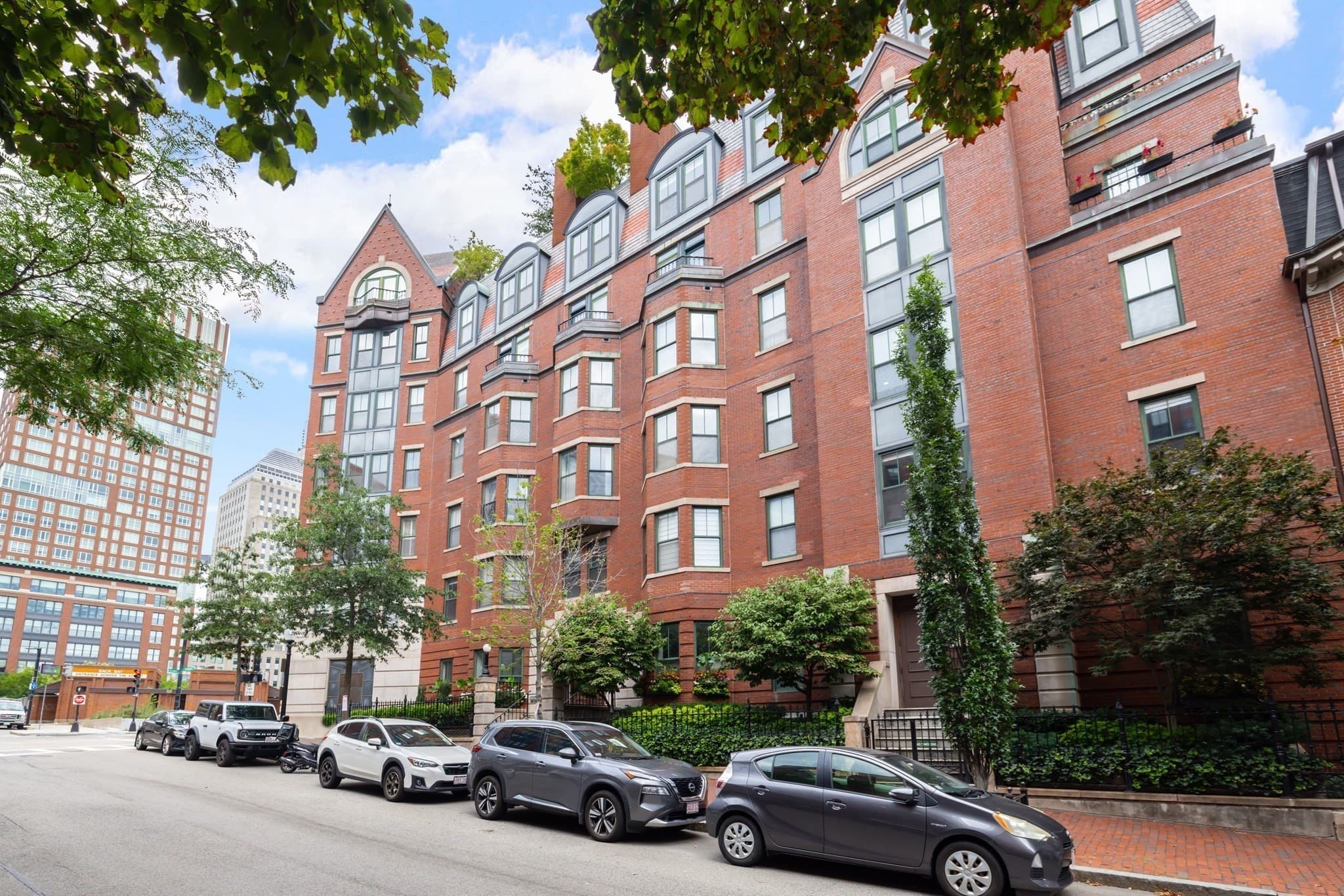 Condominium at 75 Clarendon St # 602, Boston MA 02116, photo 31 of 32