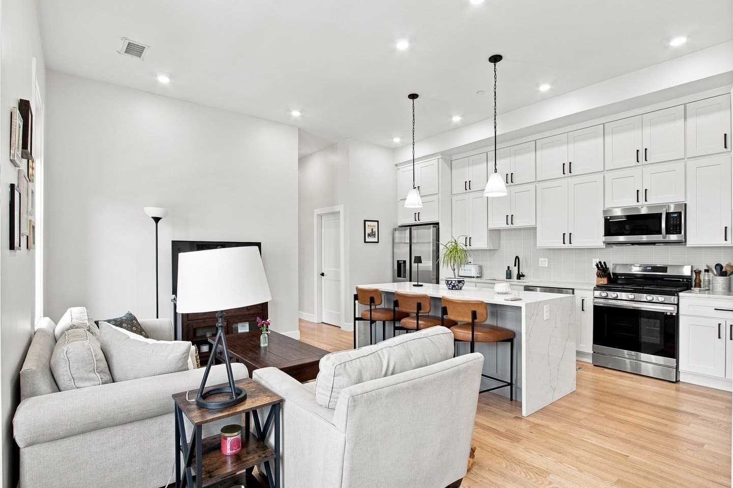 Condominium at 152 Marion Street # 3, Boston MA 02128, photo 4 of 22