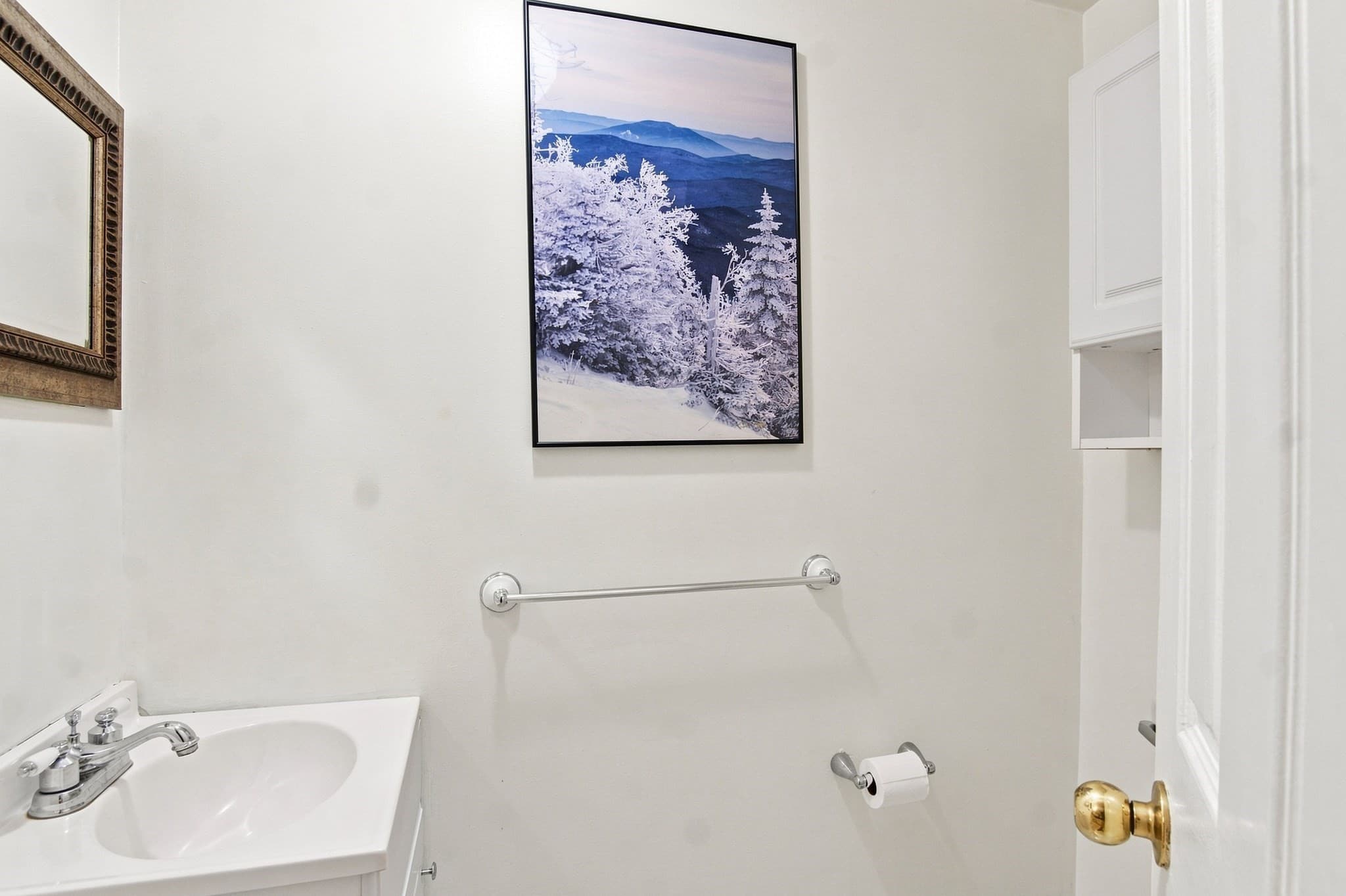 Condominium at 26 School St # 204, Hull MA 02045, Hull, photo 14 of 36