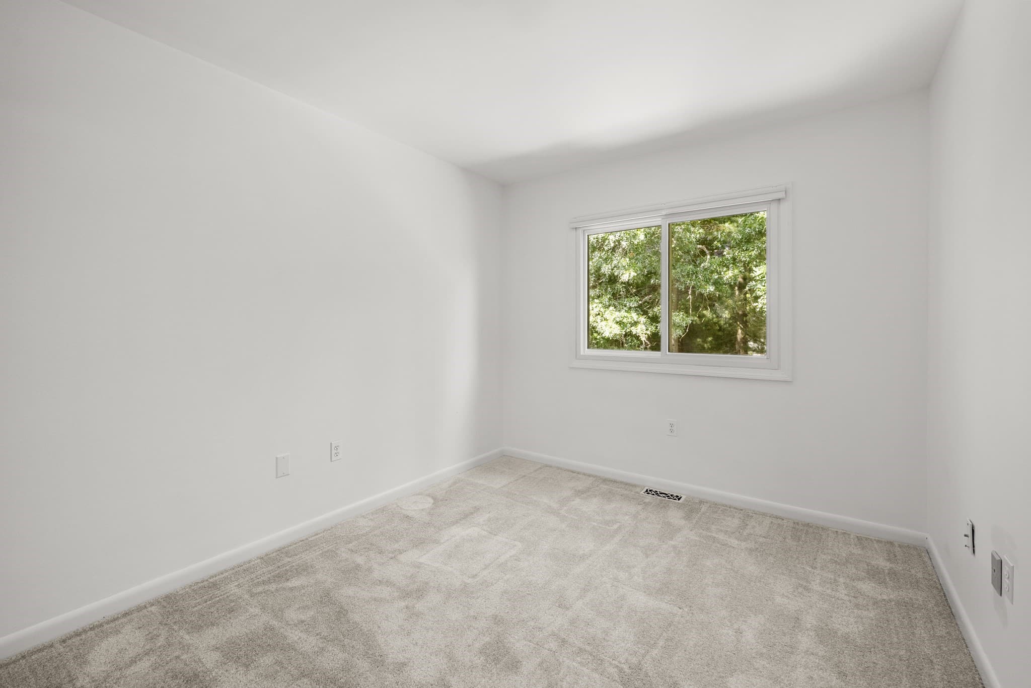 Condominium at 164 Greenbrook Dr # 164, Stoughton MA 02072, Stoughton, photo 20 of 31
