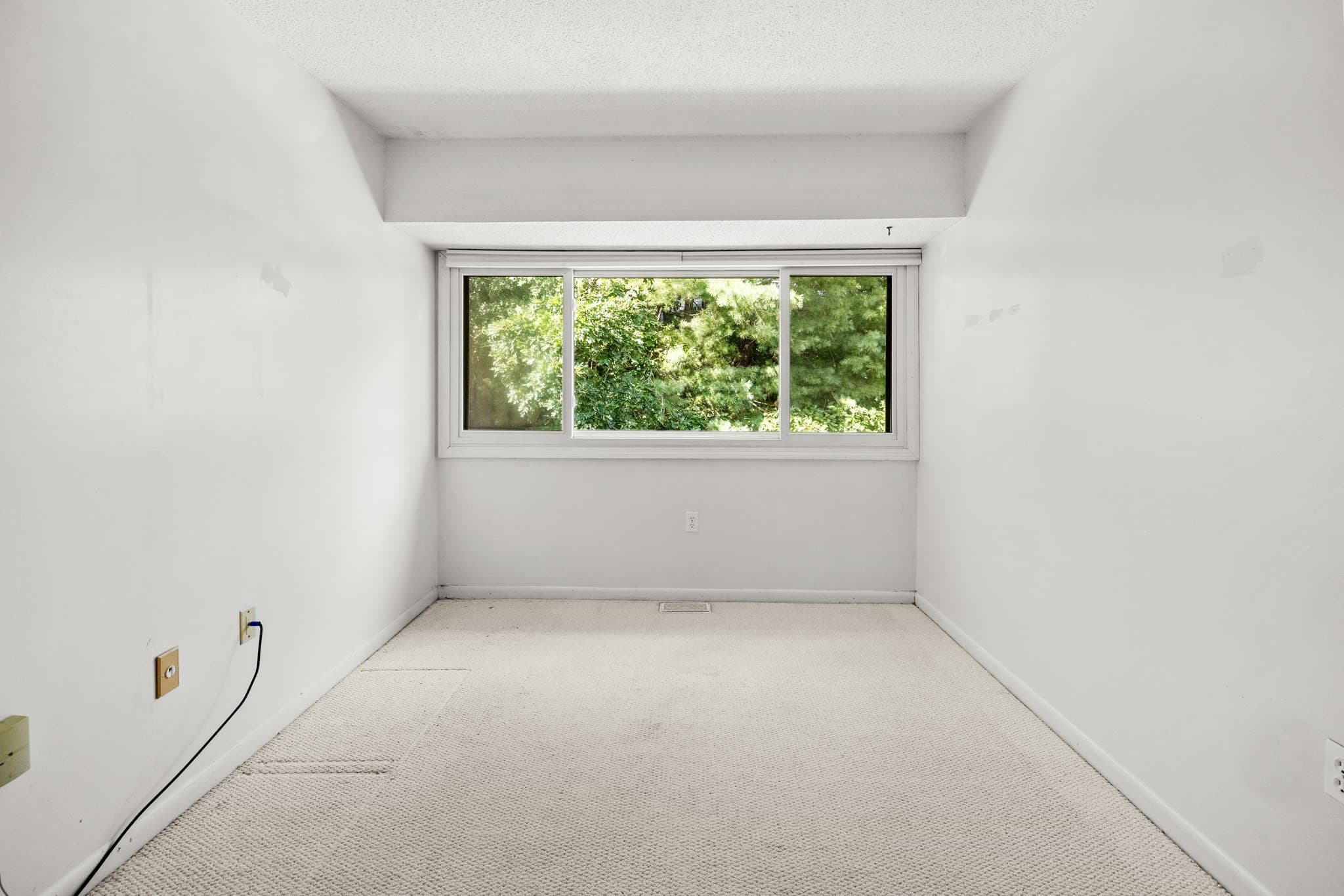 Condominium at 164 Greenbrook Dr # 164, Stoughton MA 02072, Stoughton, photo 18 of 31