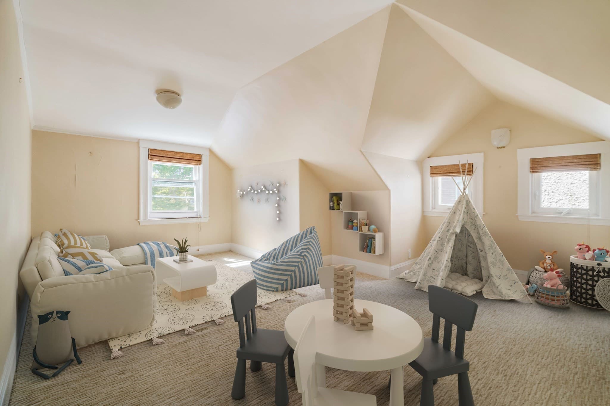 Single Family Residence at 17 Chesham Road, Brookline MA 02445, Brookline, photo 23 of 28