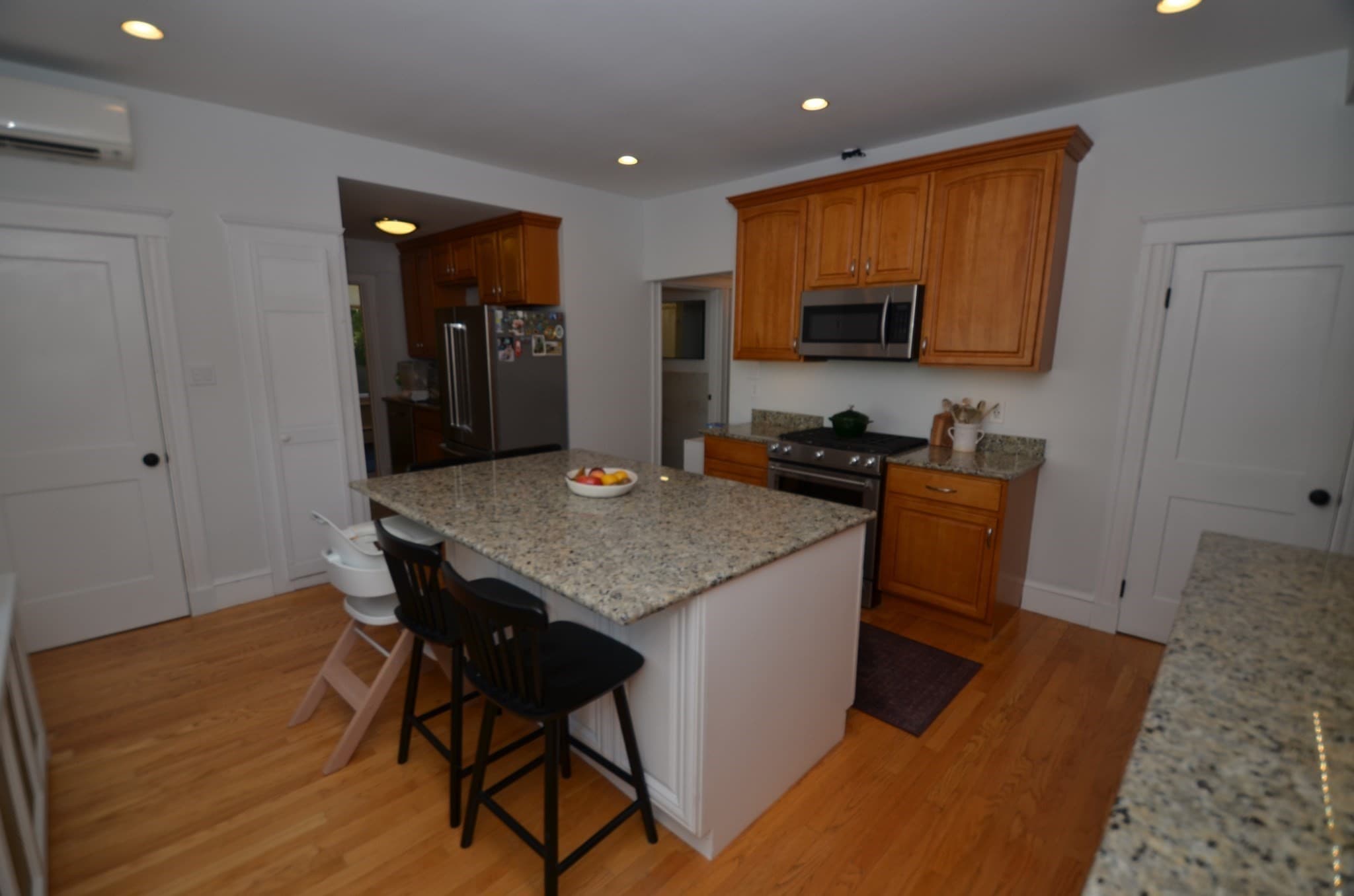 2 Family - 2 Units Up/Down at 44 Wellsmere Rd, Boston MA 02131, Boston, photo 12 of 41